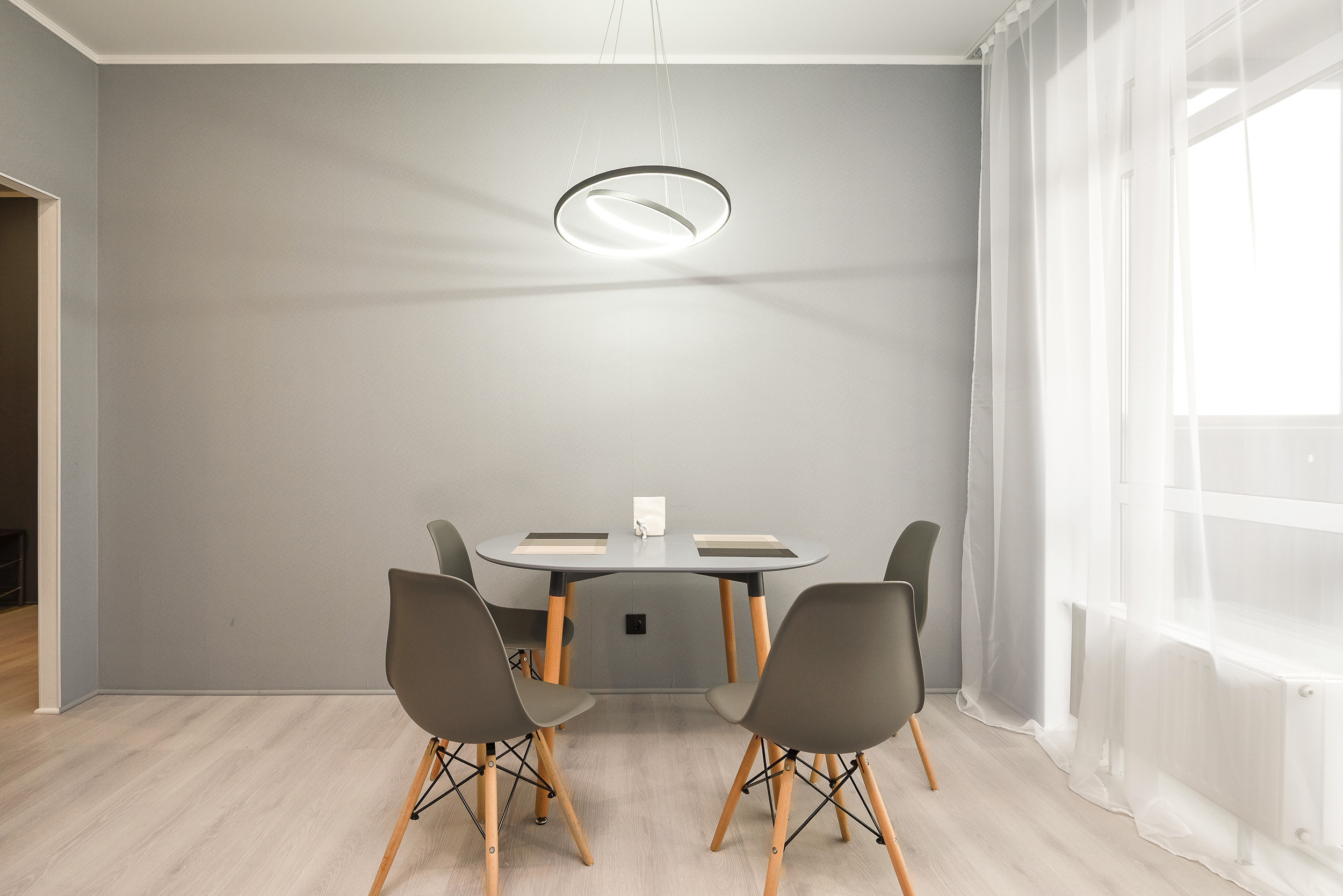 Квартира для суточной аренды. Интерьерный фотограф. Фото- видеосъемка недвижимости Санкт-Петербург