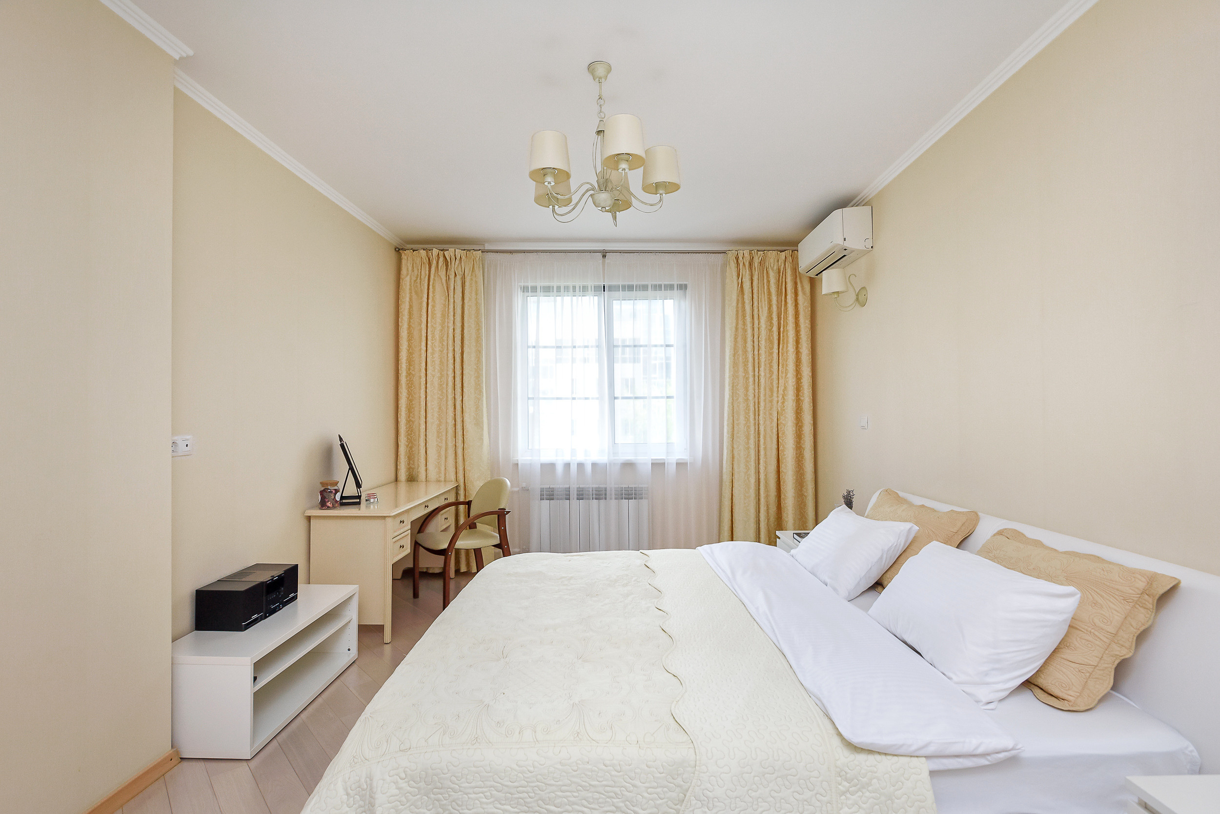 Дом на Булаке. Интерьерный фотограф. Фото- видеосъемка недвижимости Санкт-Петербург