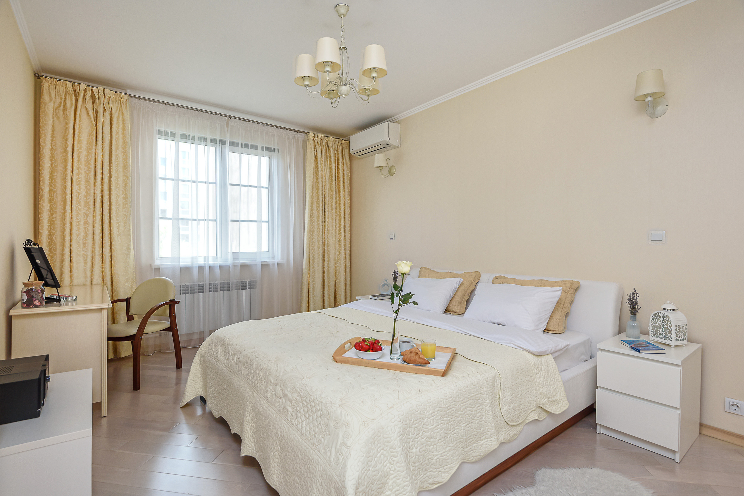 Дом на Булаке. Интерьерный фотограф. Фото- видеосъемка недвижимости Санкт-Петербург