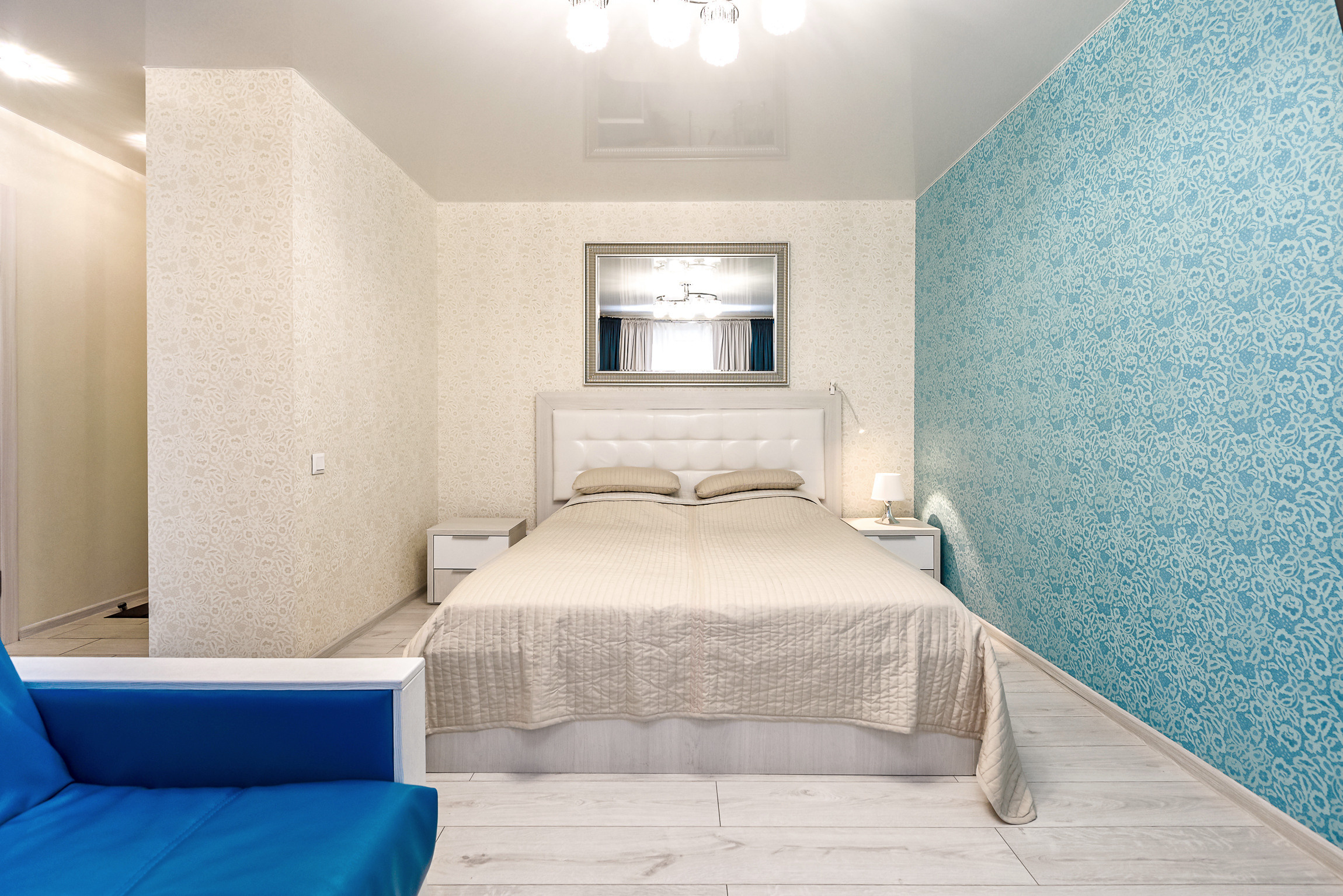 Типовая художественная съемка интерьера квартиры для суточной аренды. Интерьерный фотограф. Фото- видеосъемка недвижимости Санкт-Петербург