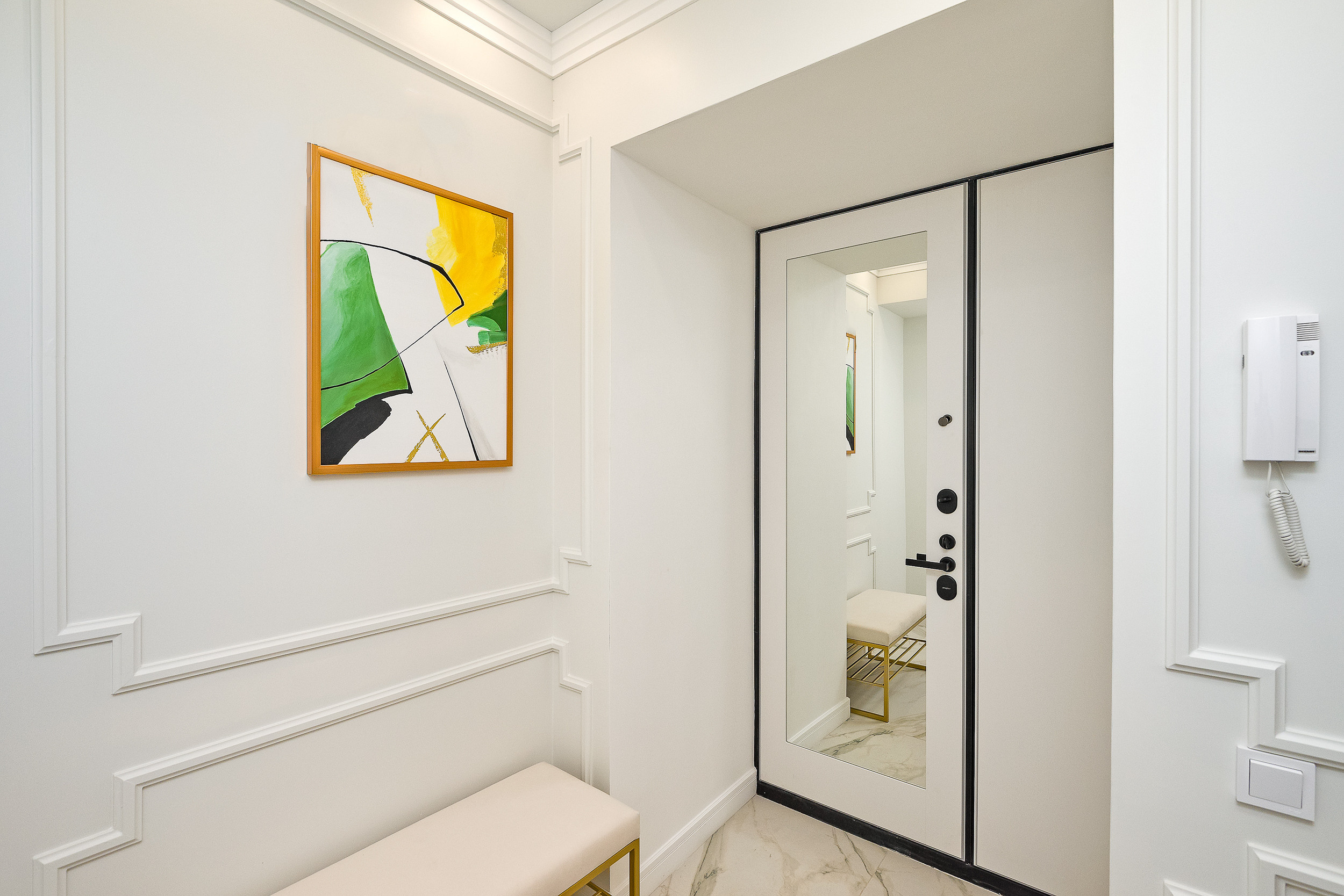 Квартира на Гатчинской. Интерьерный фотограф. Фото- видеосъемка недвижимости Санкт-Петербург