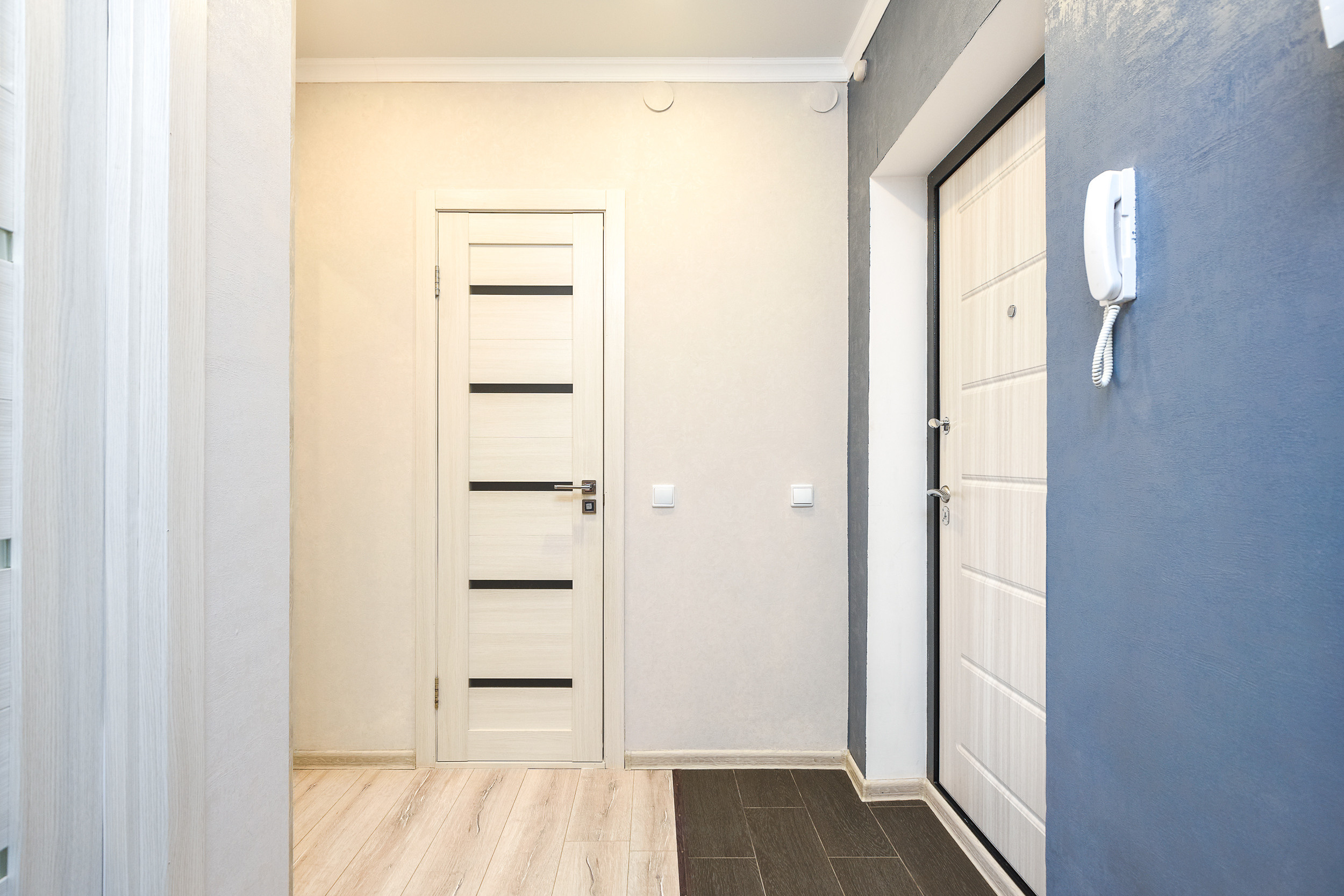 Типовая художественная съемка интерьера квартиры для суточной аренды. Интерьерный фотограф. Фото- видеосъемка недвижимости Санкт-Петербург