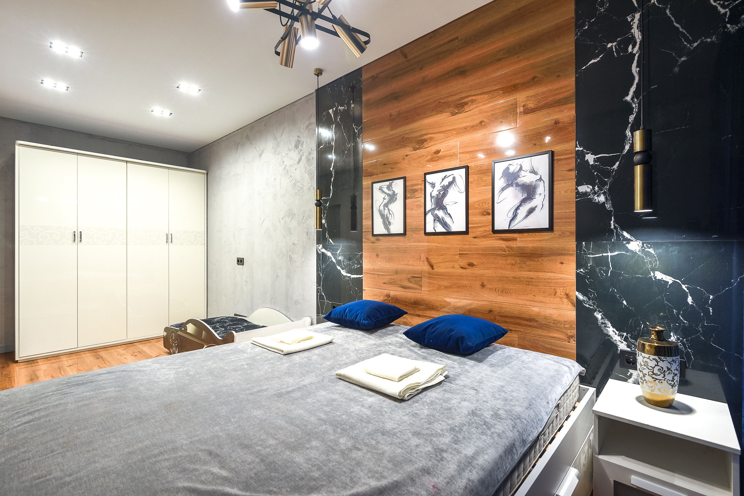 Квартира для суточной аренды. Интерьерный фотограф. Фото- видеосъемка недвижимости Санкт-Петербург