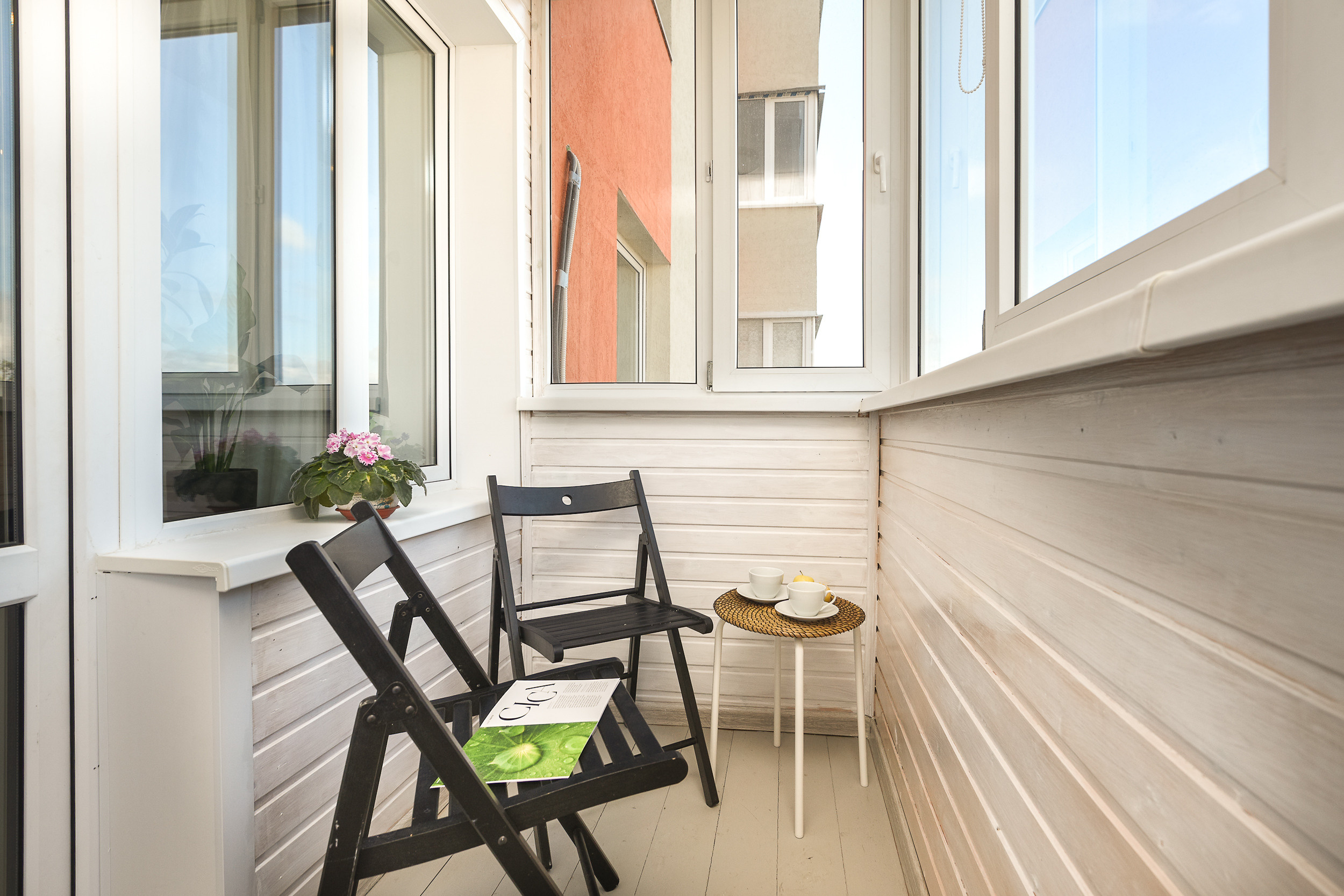 Типовая художественная съемка интерьера квартиры для суточной аренды. Интерьерный фотограф. Фото- видеосъемка недвижимости Санкт-Петербург