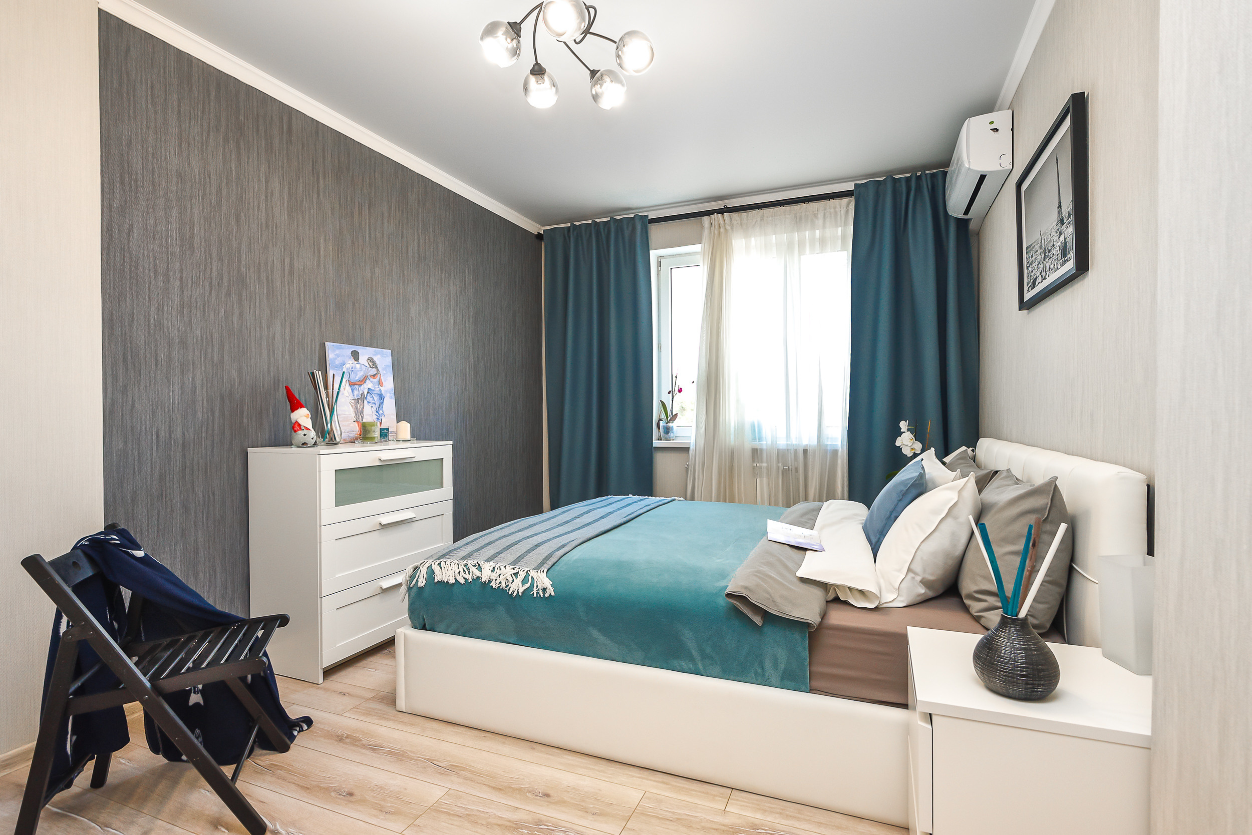 Типовая художественная съемка интерьера квартиры для суточной аренды. Интерьерный фотограф. Фото- видеосъемка недвижимости Санкт-Петербург