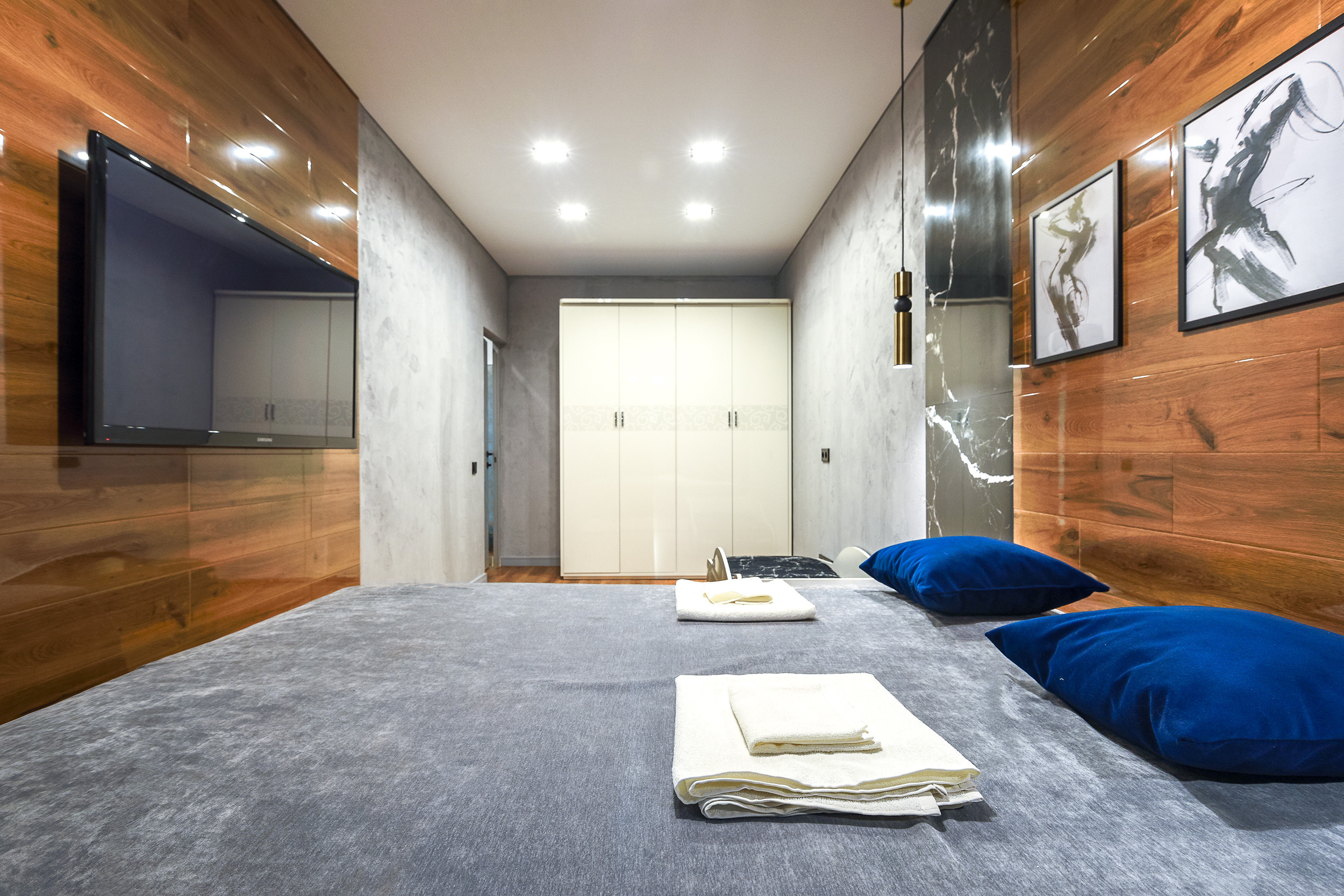 Квартира для суточной аренды. Интерьерный фотограф. Фото- видеосъемка недвижимости Санкт-Петербург