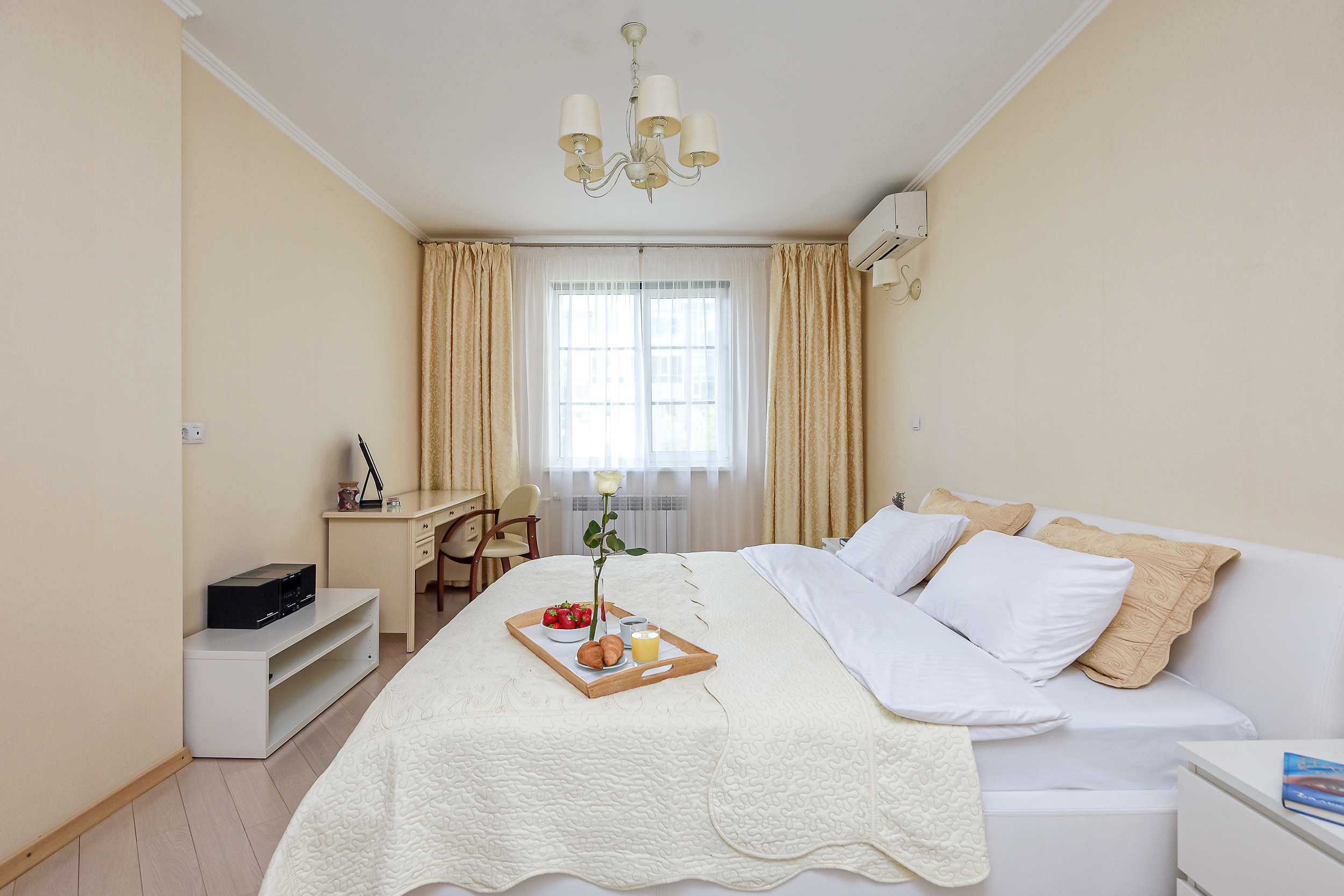 Дом на Булаке. Интерьерный фотограф. Фото- видеосъемка недвижимости Санкт-Петербург