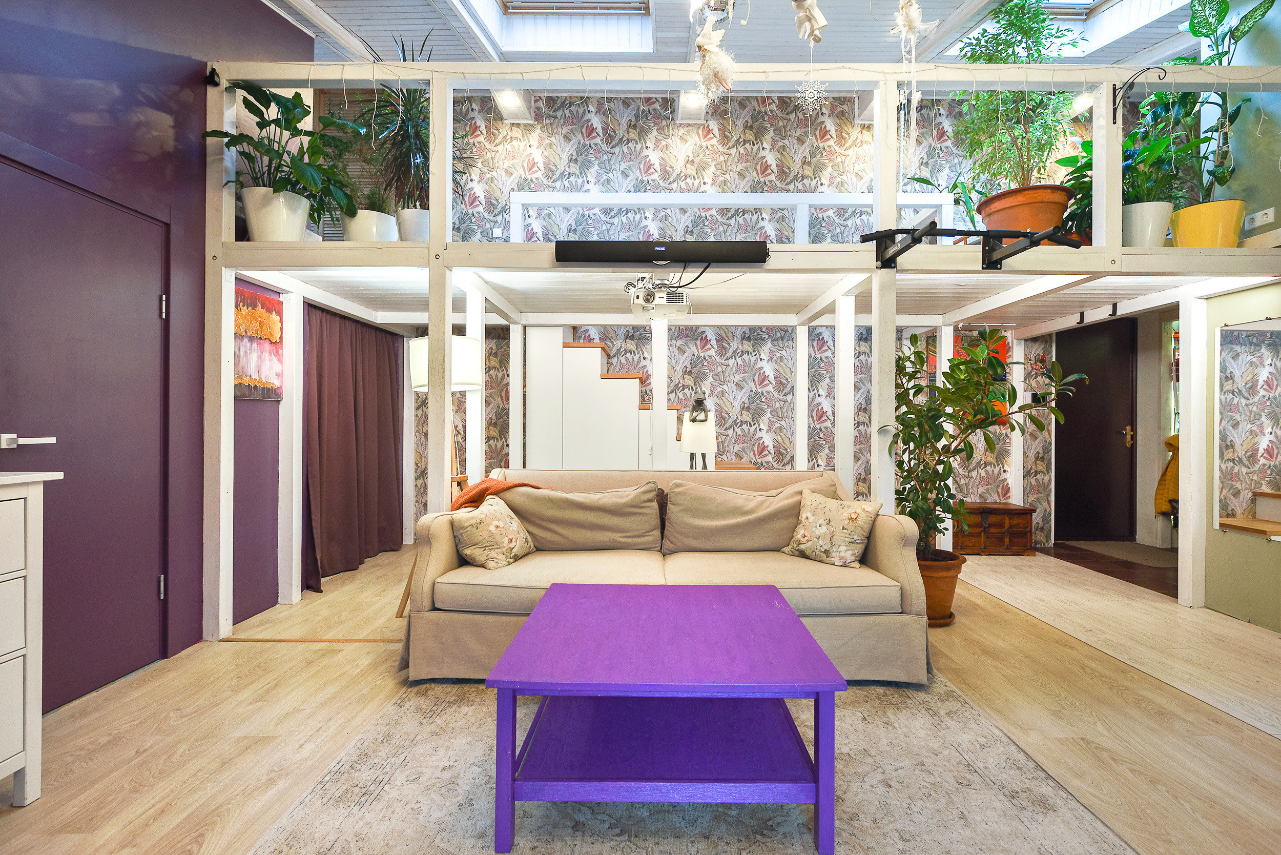 Дизайнерская квартира в Стрельне. Интерьерный фотограф. Фото- видеосъемка недвижимости Санкт-Петербург