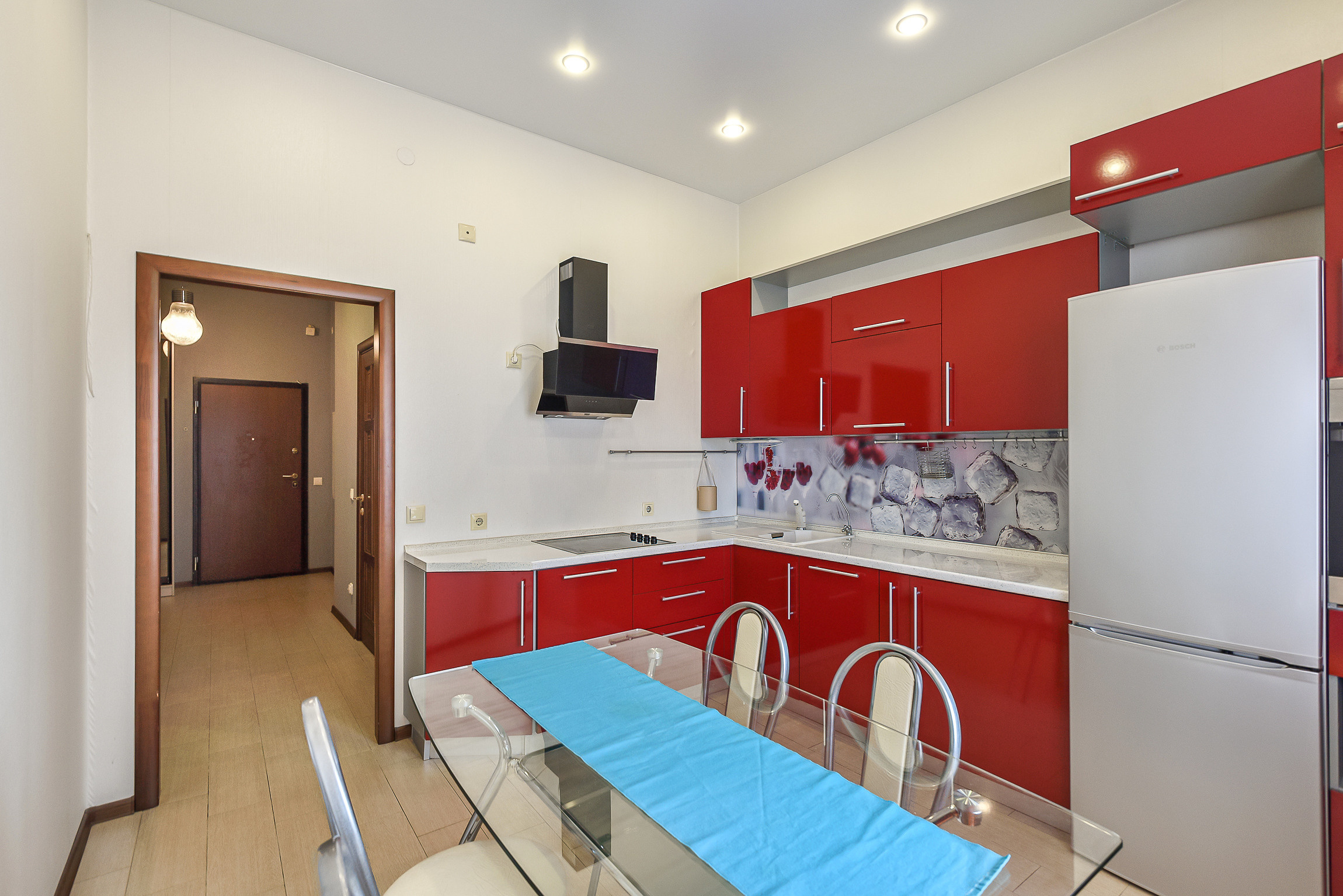 Уютная квартира на продажу в Северной столице. Интерьерный фотограф. Фото- видеосъемка недвижимости Санкт-Петербург