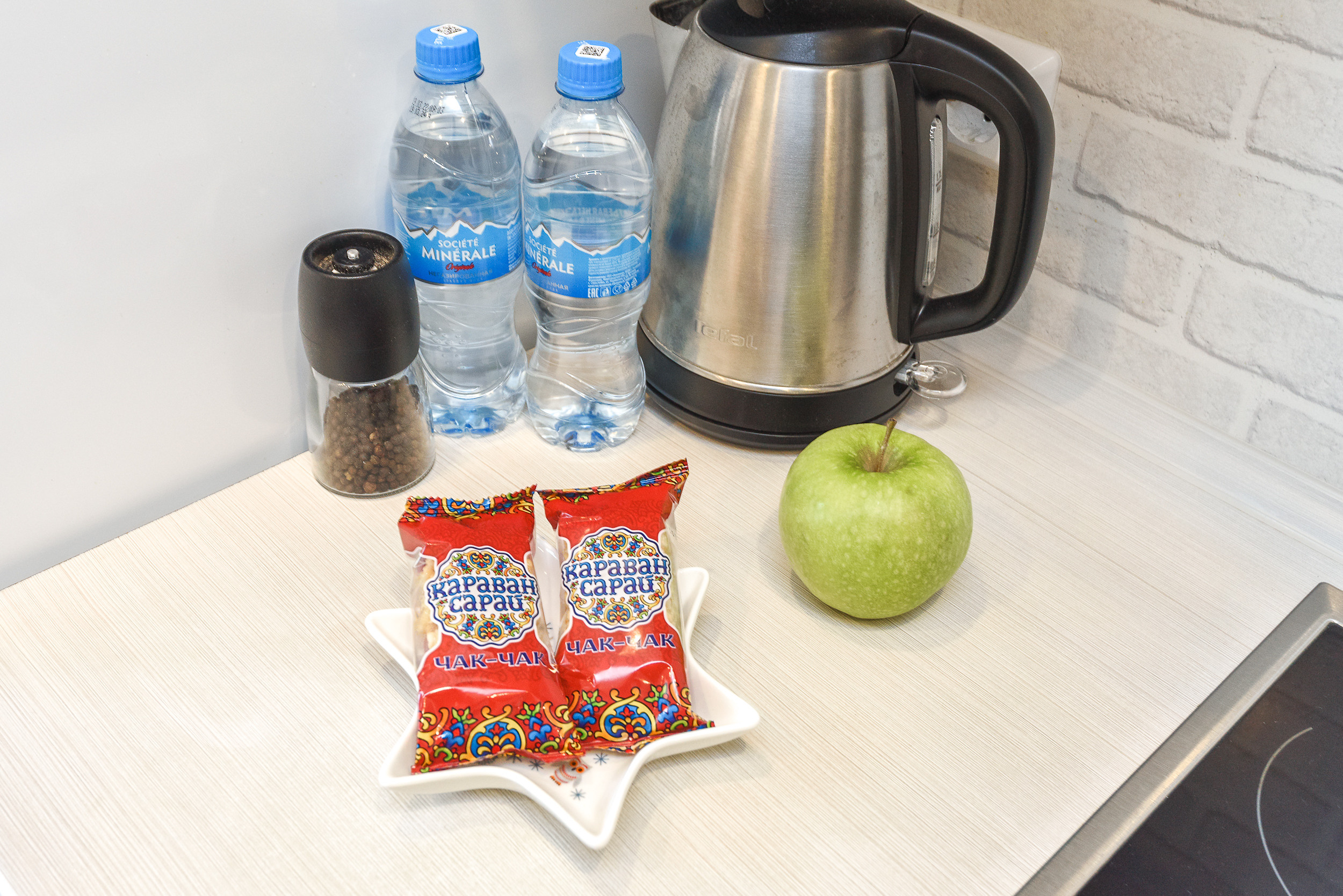 Типовая художественная съемка интерьера квартиры для суточной аренды. Интерьерный фотограф. Фото- видеосъемка недвижимости Санкт-Петербург