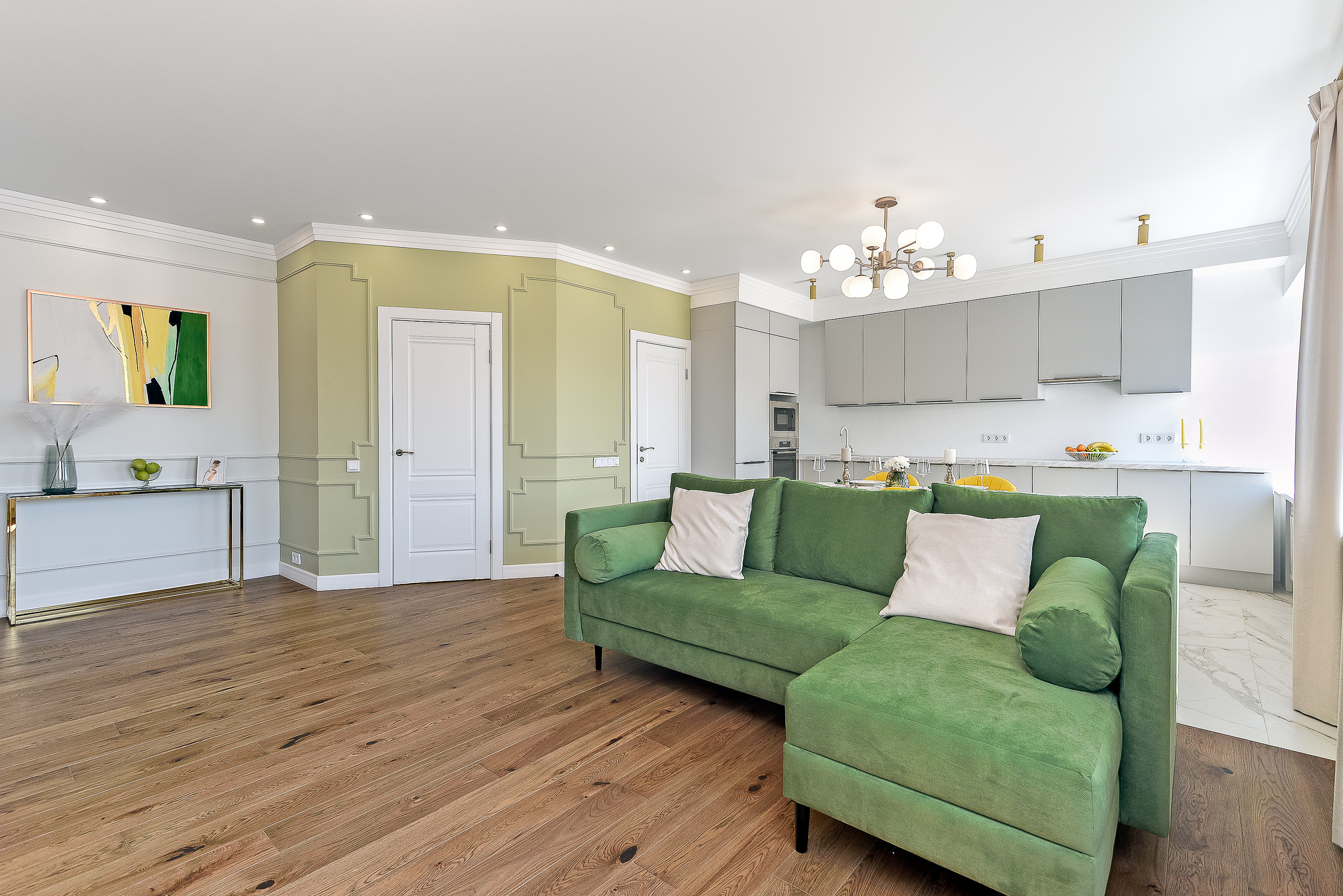 Квартира на Гатчинской. Интерьерный фотограф. Фото- видеосъемка недвижимости Санкт-Петербург