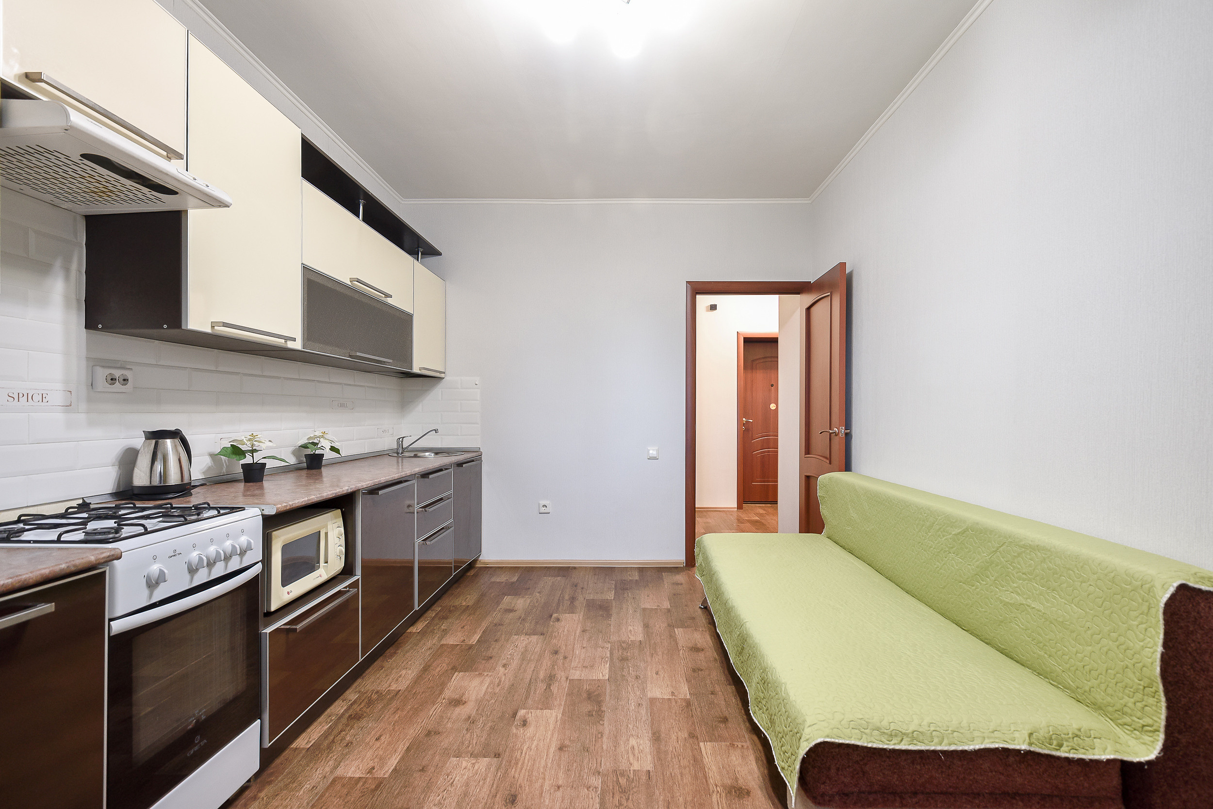 Квартира для суточной аренды. Интерьерный фотограф. Фото- видеосъемка недвижимости Санкт-Петербург