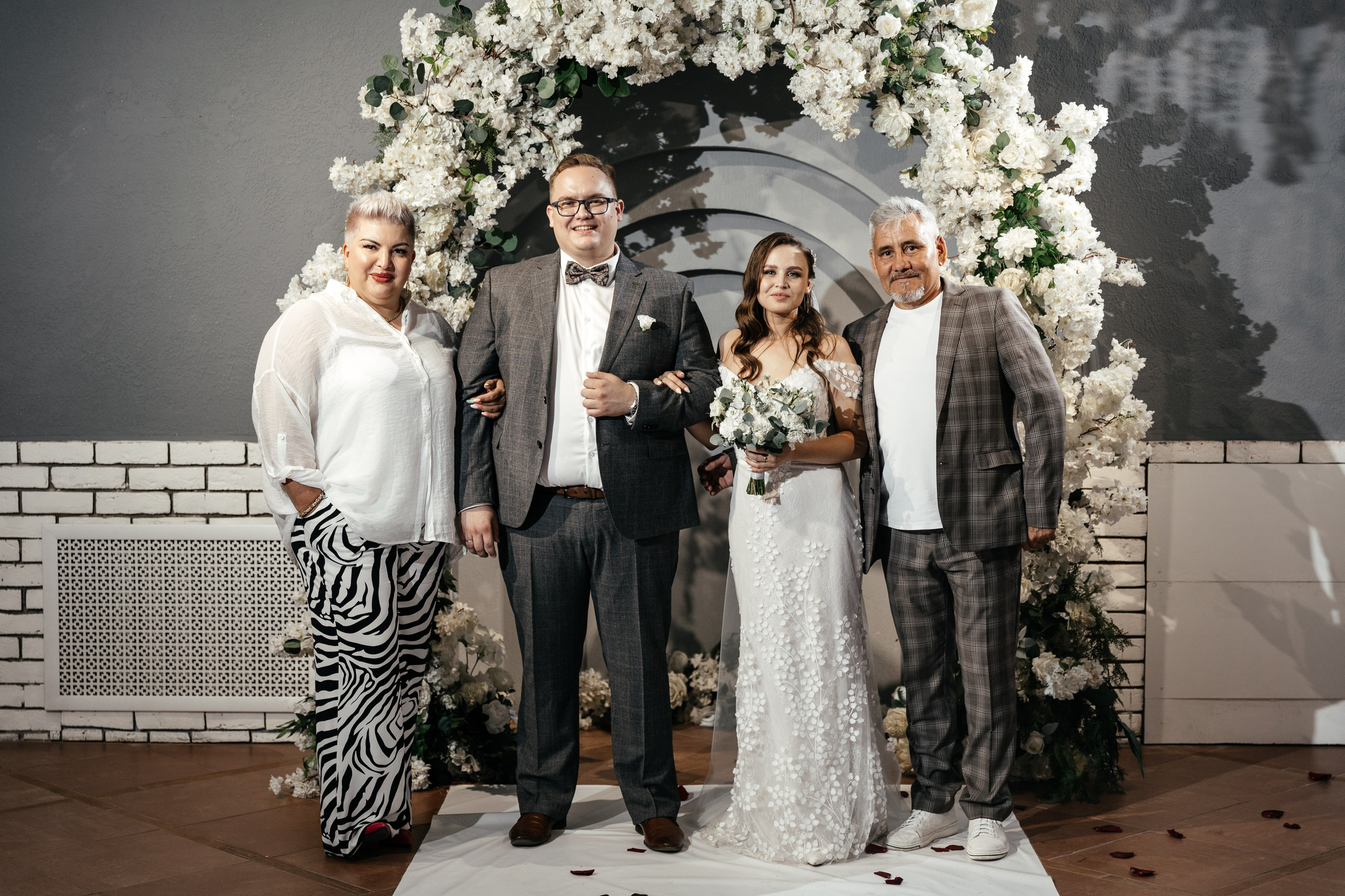 Свадебный фотограф Уфа — Руслан ГабдлисламовЖивые эмоции, красивые кадры, воспоминания на всю жизнь.Работаю по всей Республике Башкортоста. Свадебный фотограф Уфа Руслан Габдлисламов