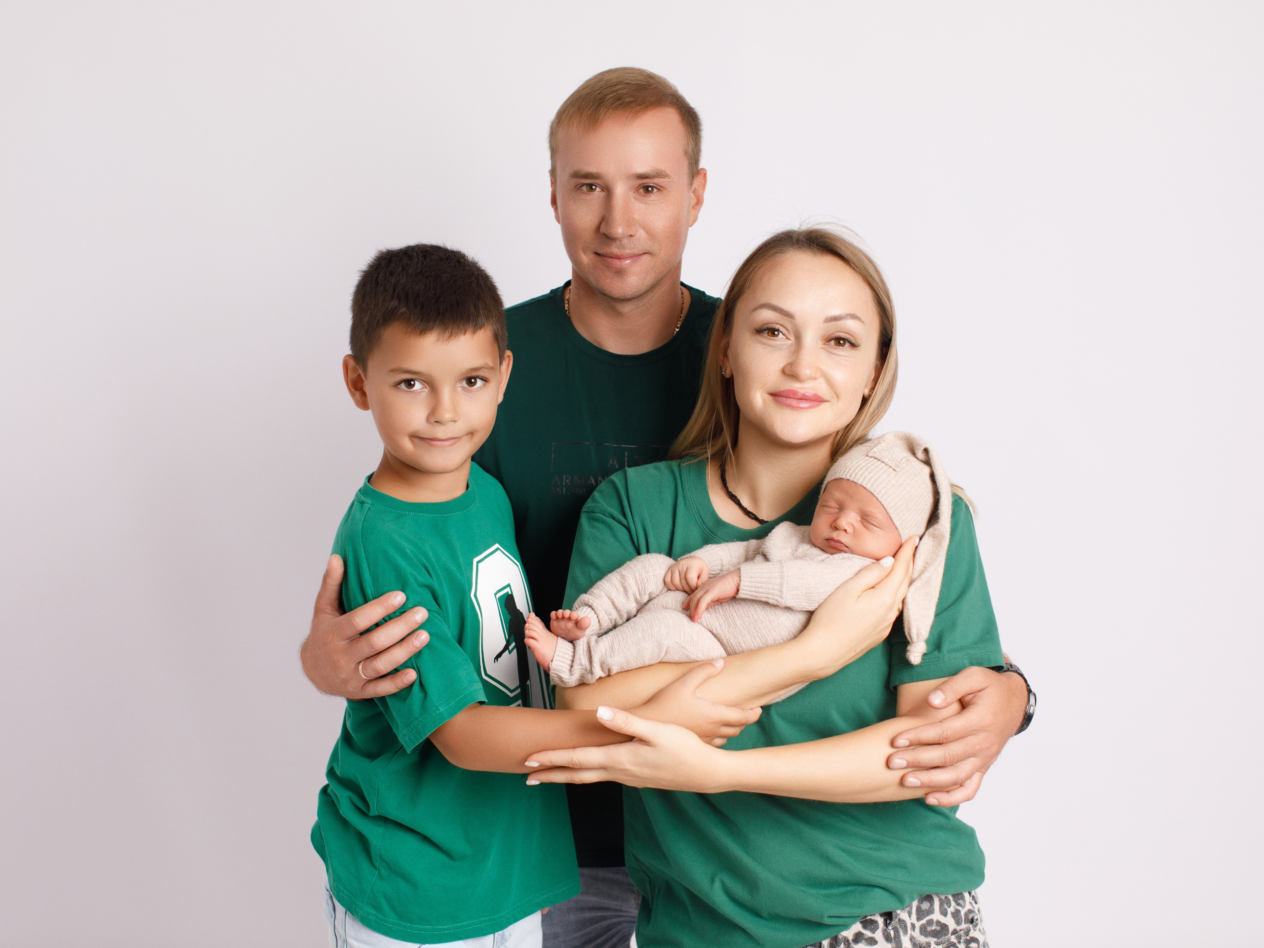 Примеры с семьей. Фотограф новорождённых и детей до года на КМВ