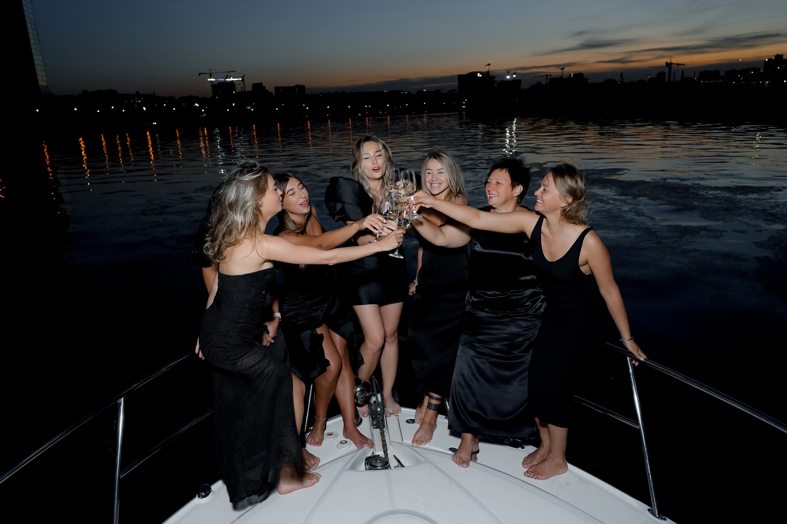 День Рождения на яхте. Свадебный фотограф Москва