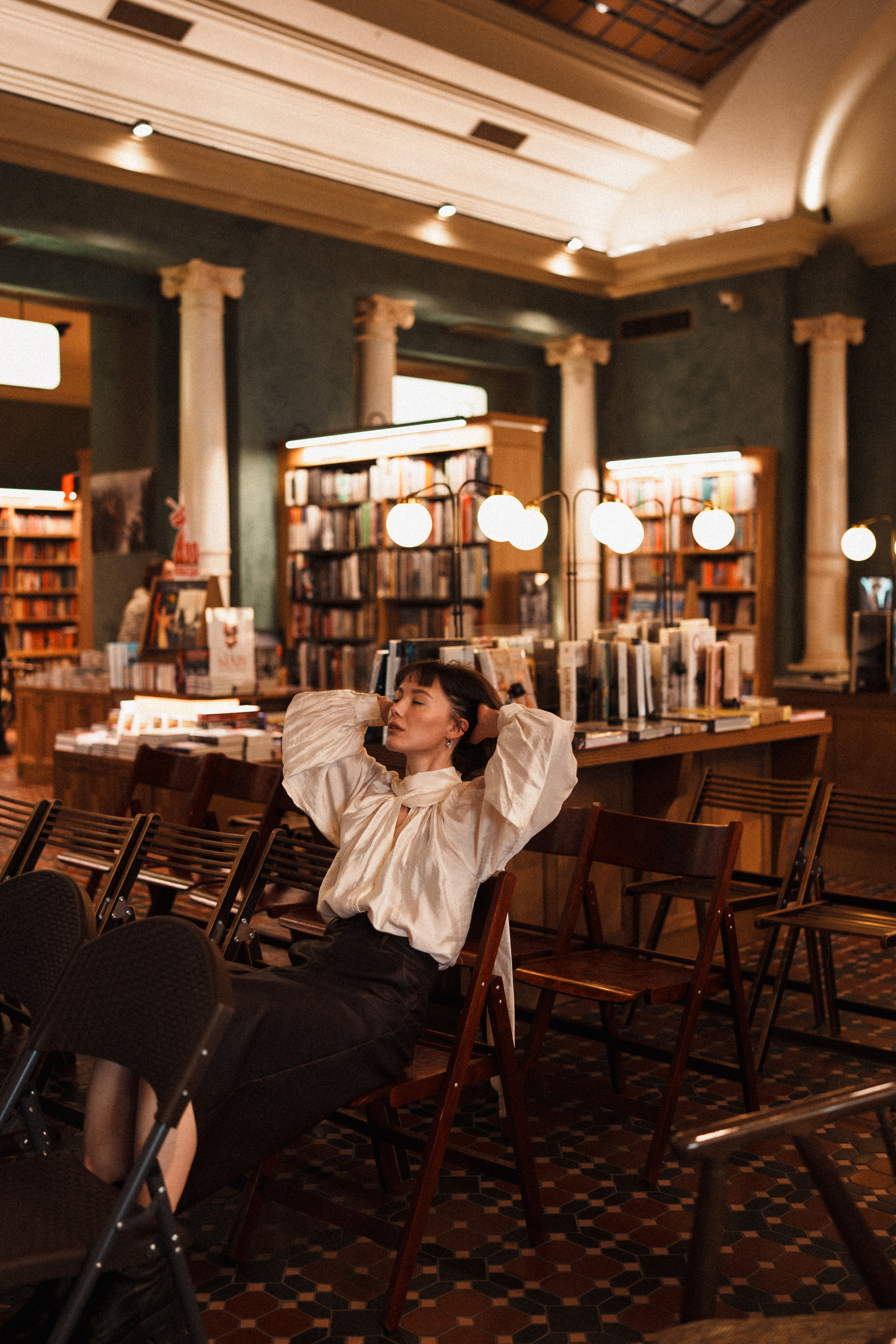 Анна (прогулка по Питеру). Фотограф в Москве