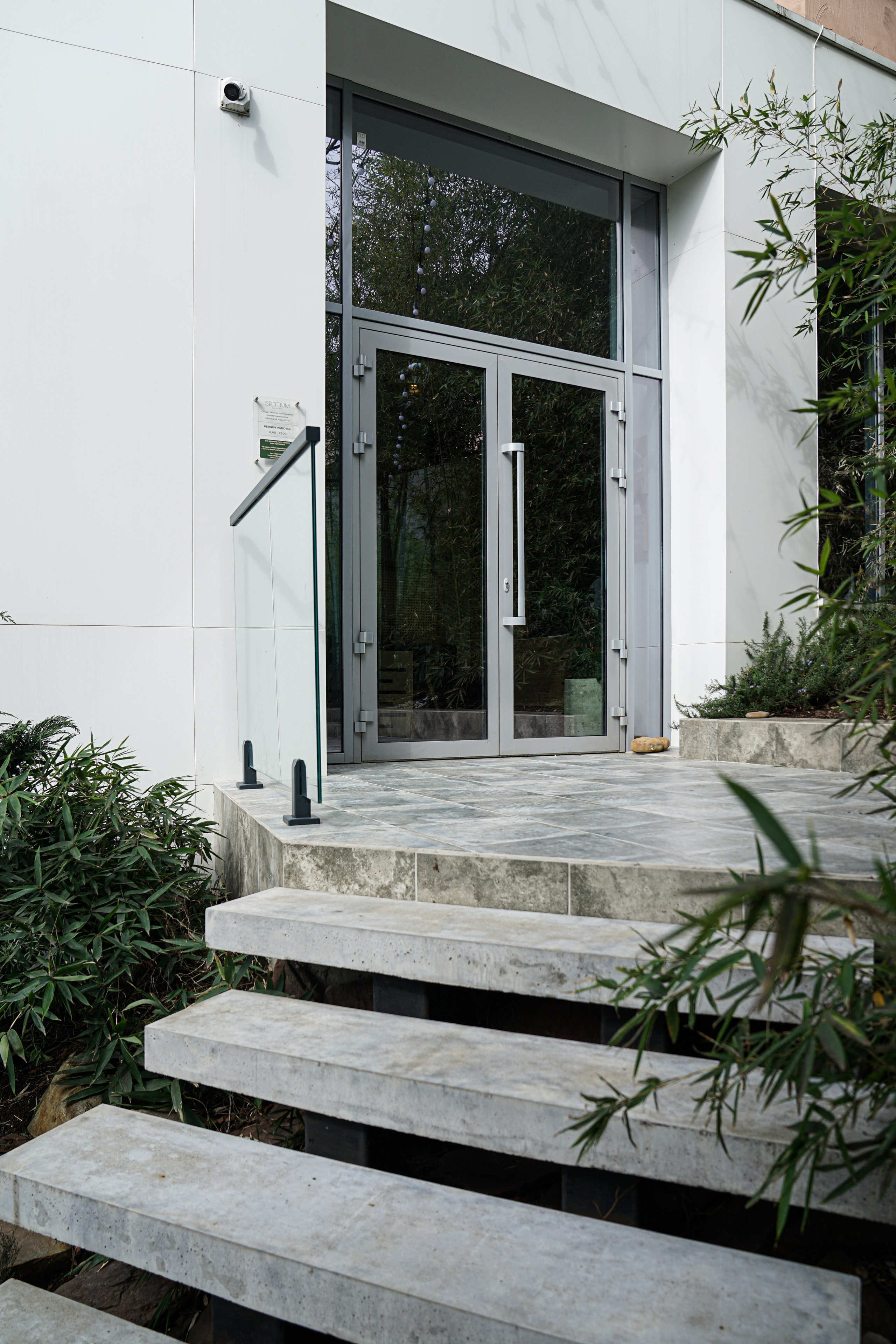 Spatium. Photograph and videograph in Israel