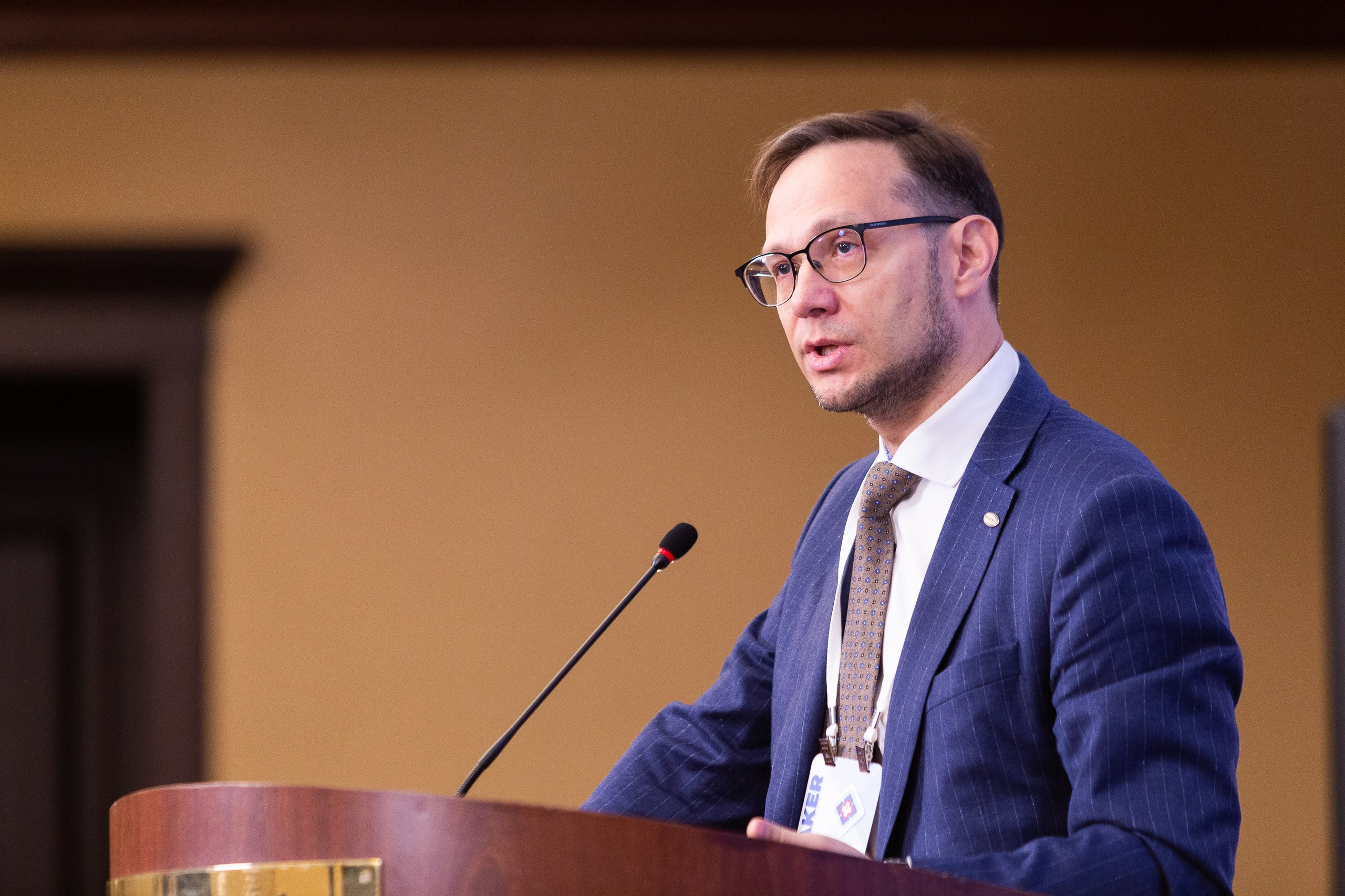 Деловые репортажи. VICTOR SAPOZHNIKOV