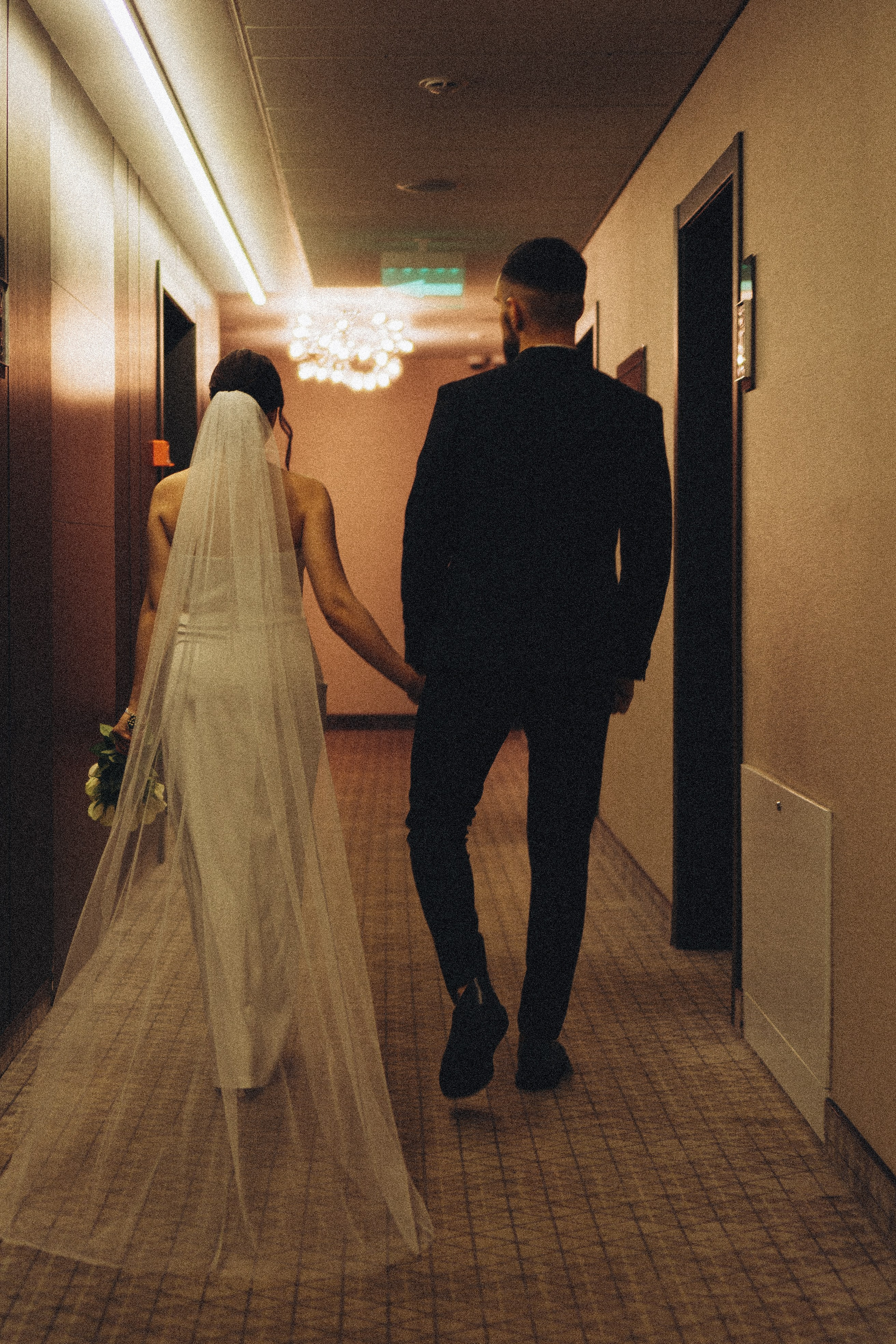 СВАДЕБНАЯ СЬЕМКА СБОРОВ ЖЕНИХА И НЕВЕСТЫ В ОТЕЛЕ И ТАКЖЕ ФОТОСЕССИИЯ В ОТЕЛЕЕ МЕГАПОЛИС БРЯНСК. Профессиональный фотограф, Санкт-Петербург — Виктория Богомолова