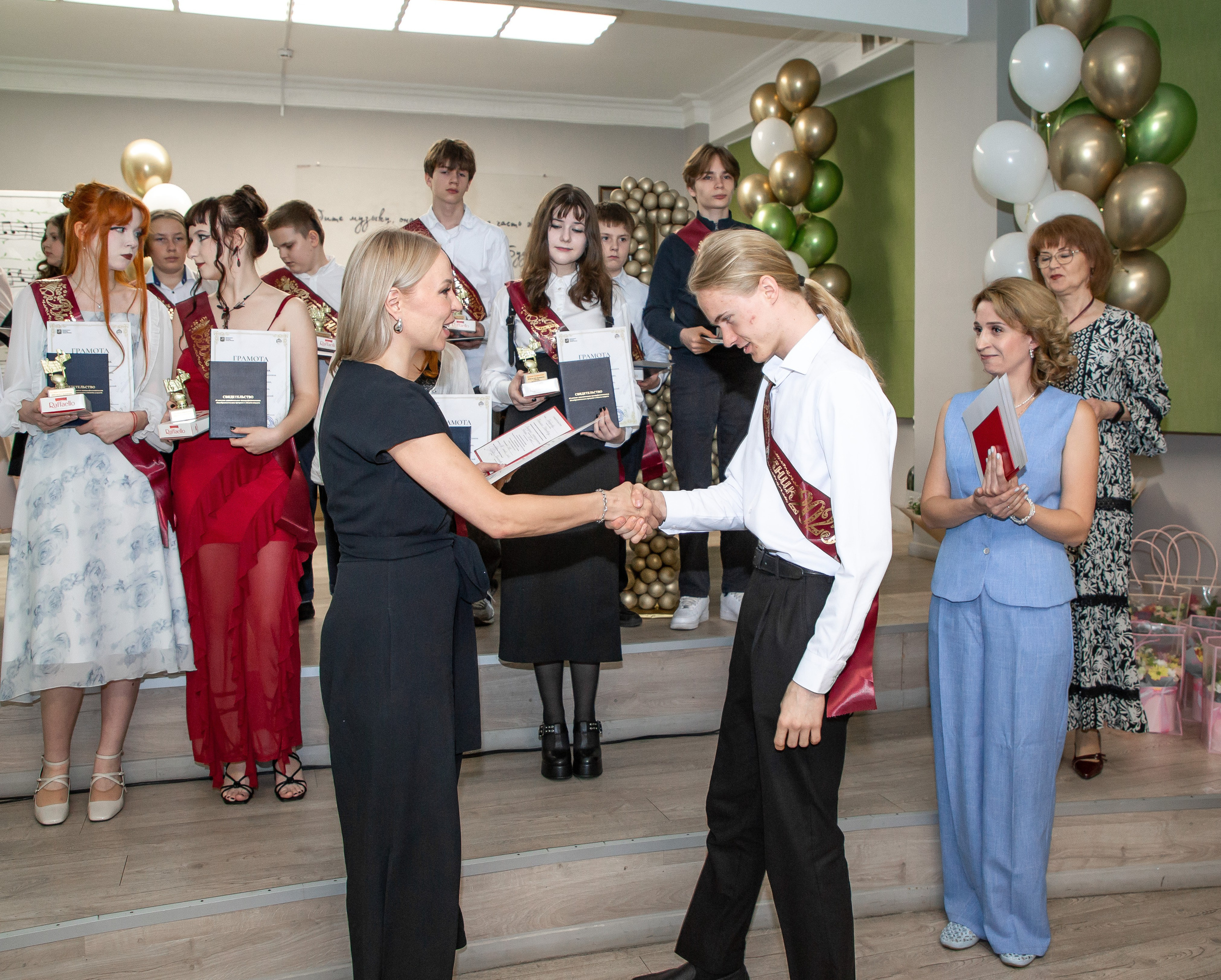 Выпускной в детской музыкальной школе им Н. П. Будашкина. Репортажный фотограф в Москве