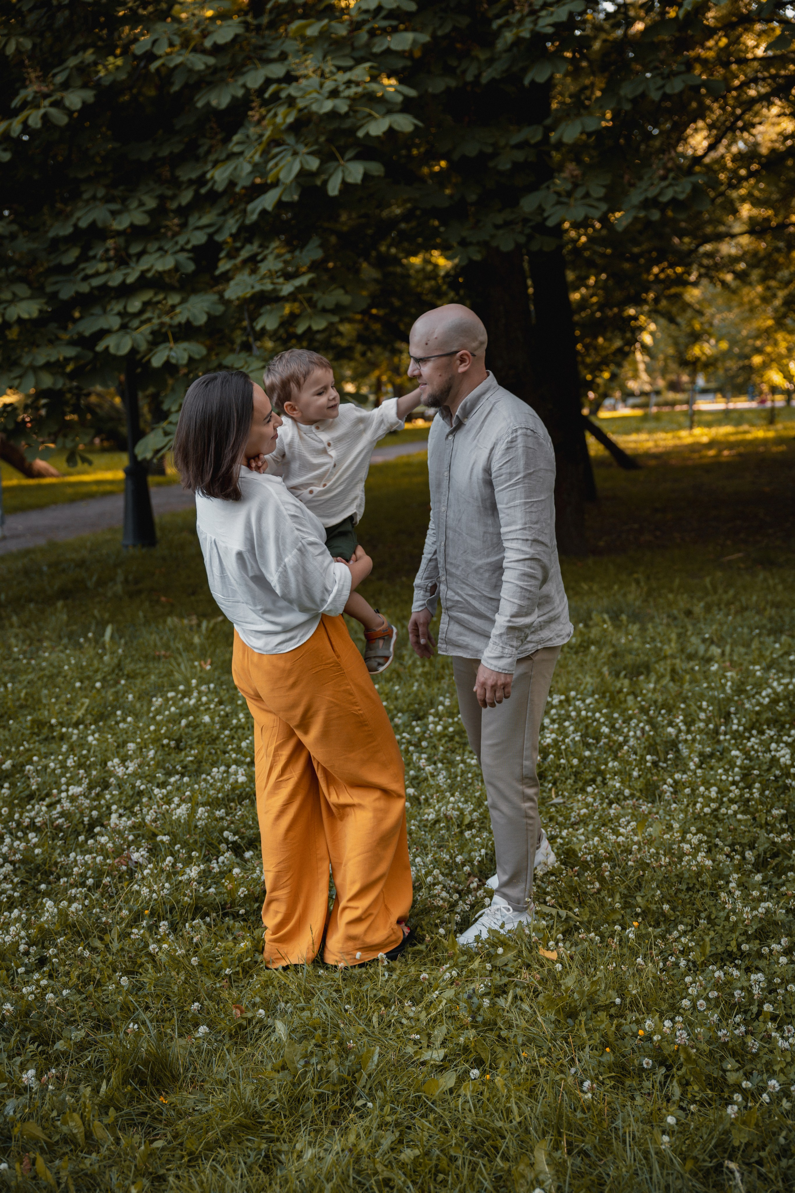 Пикник в парке. Андрей, Катя и Платон. Ваш семейный newborn и lifestyle фотограф в СПБ Наталья Журавлева