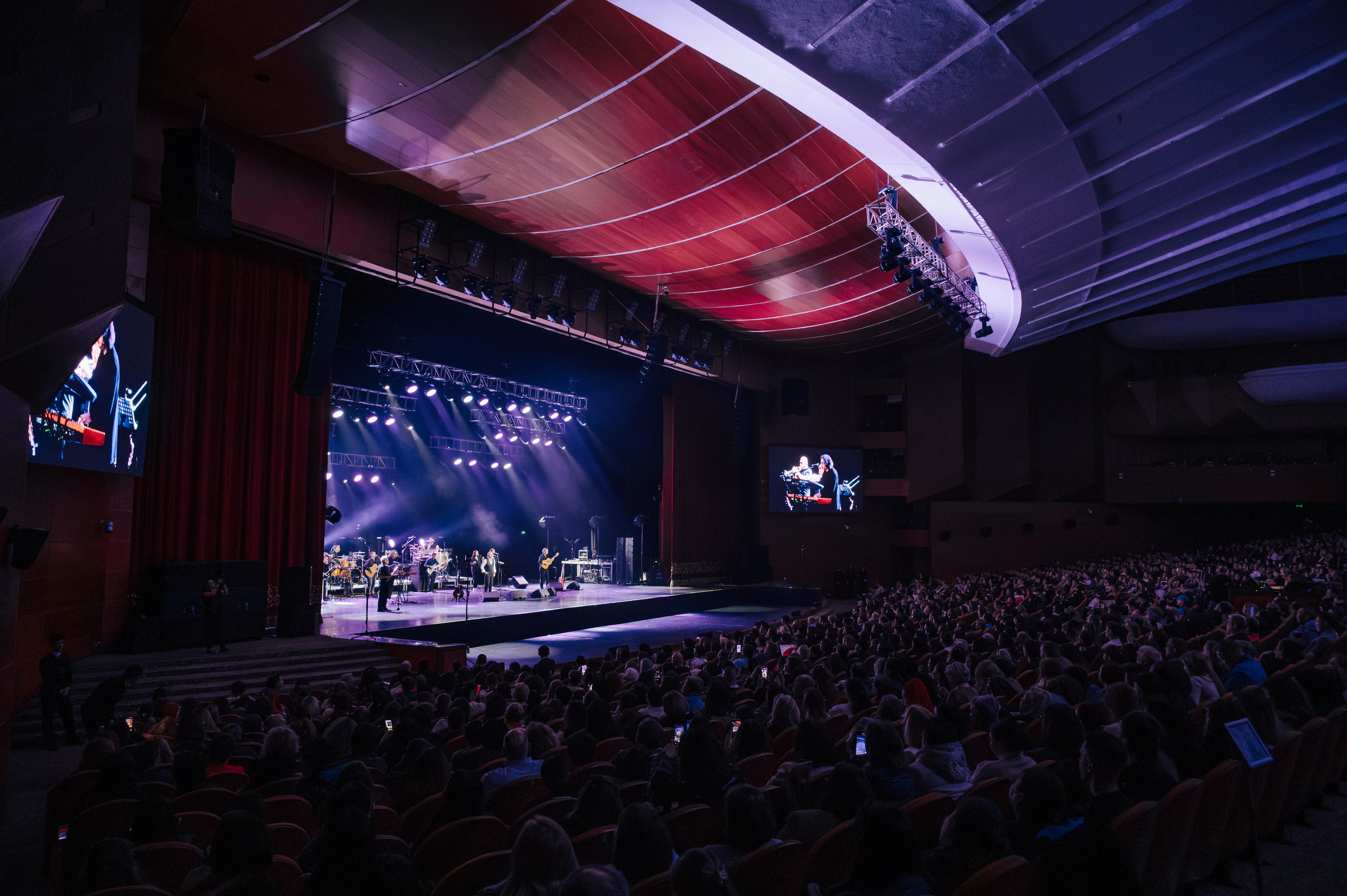 Леонид Агутин и Анжелика Варум в Алматы 2026. Фотограф в Алматы Кизилов Кирилл