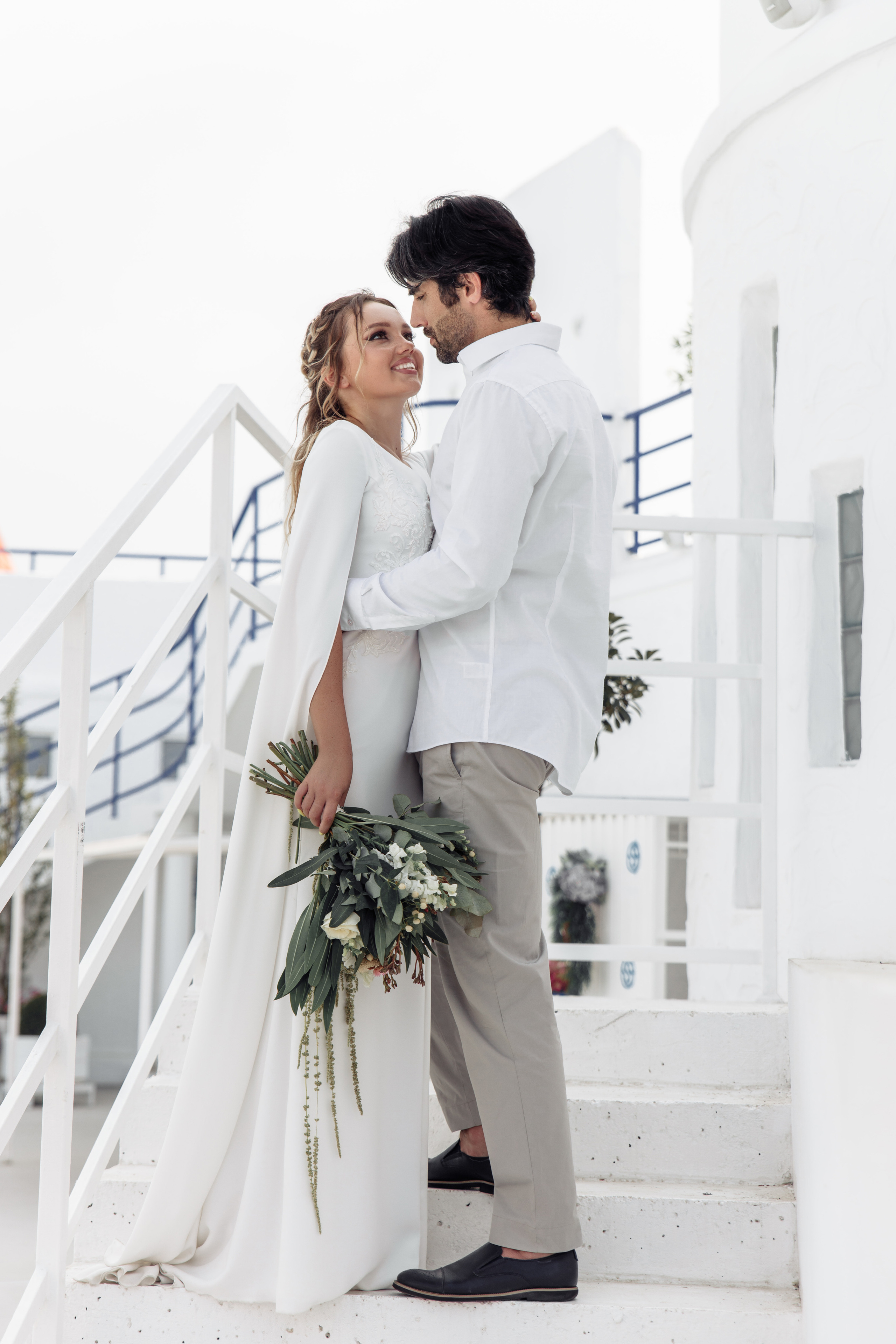 Мирза и Алина в Санторини. Миленина Юлия Свадебный и семейный фотограф в Краснодаре