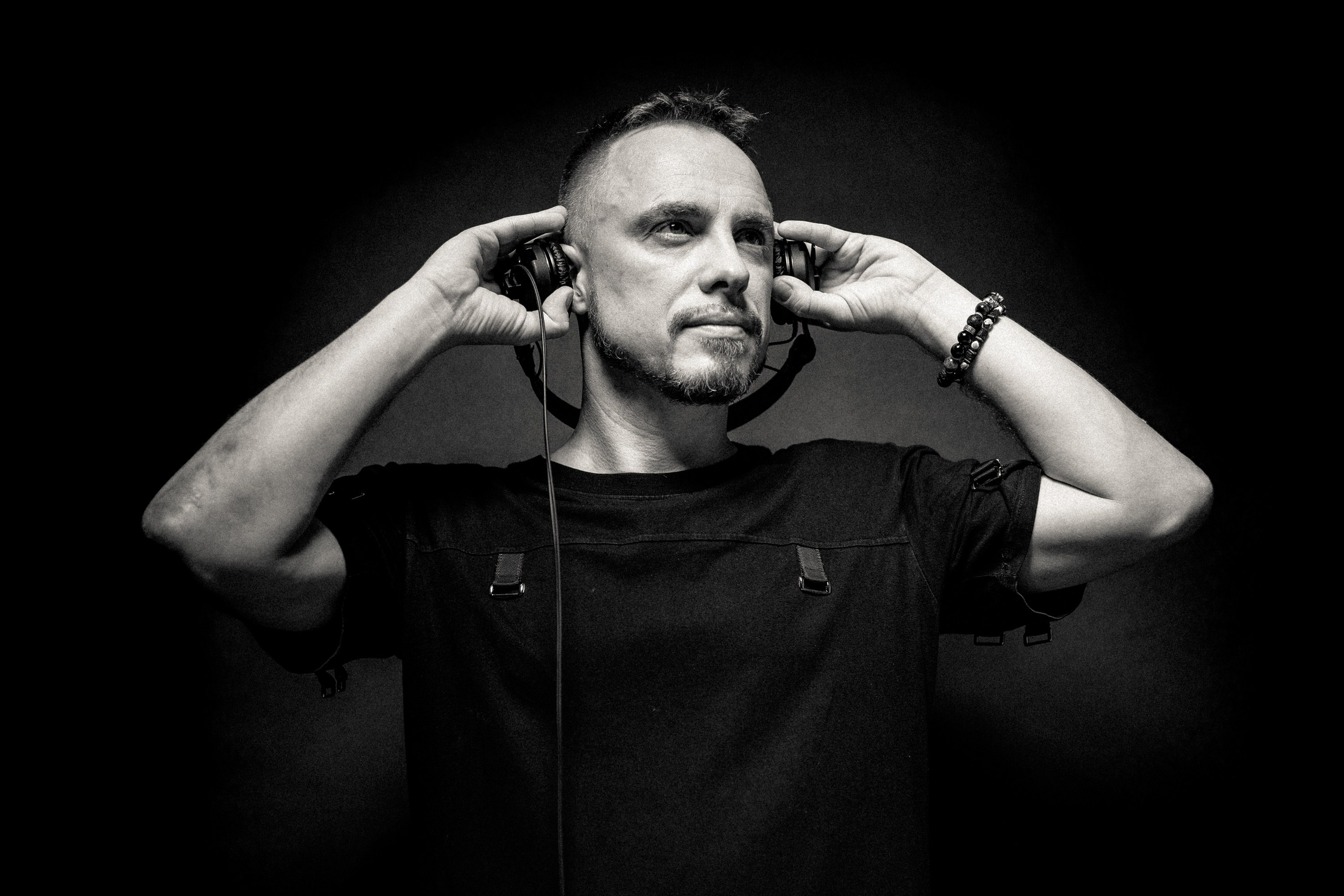 DJ St Vibe. Андрей Иванов. фотографические практики