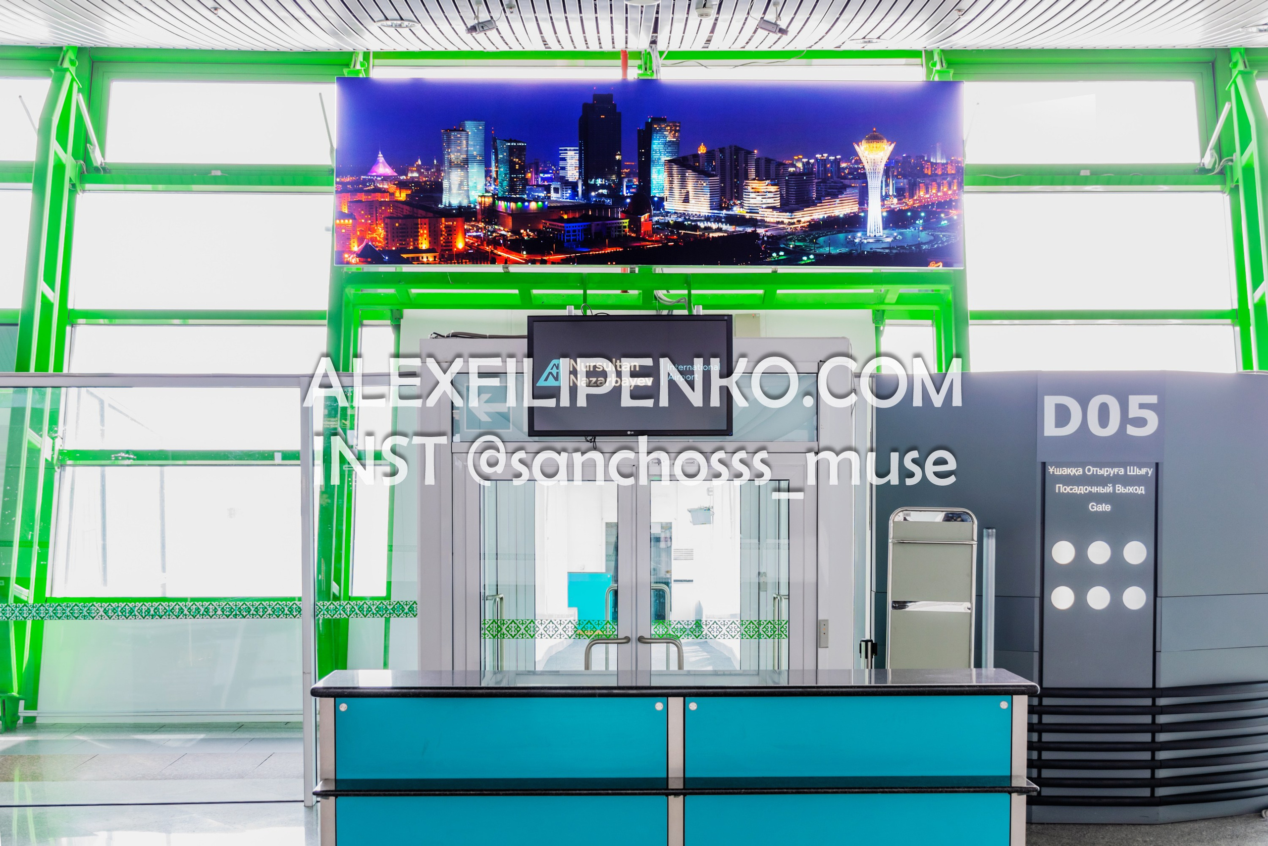 Фотосъемка для рекламного оператора MYD Production в Аэропорту Астаны. Фотограф интерьера недвижимости и архитектуры в Астане