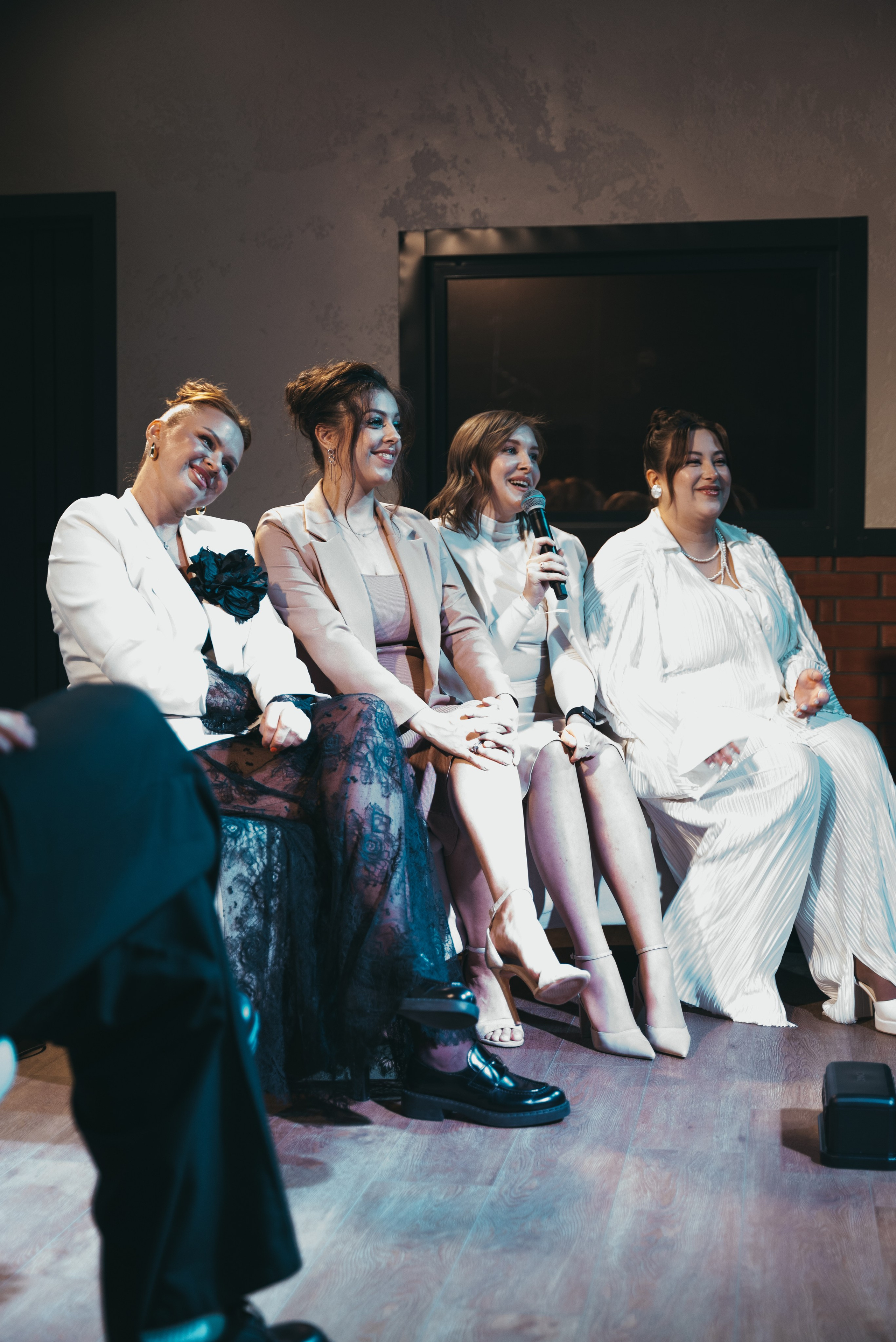 WhiteRoom Pre-wedding. Репортажный и свадебный фотограф в Сургуте