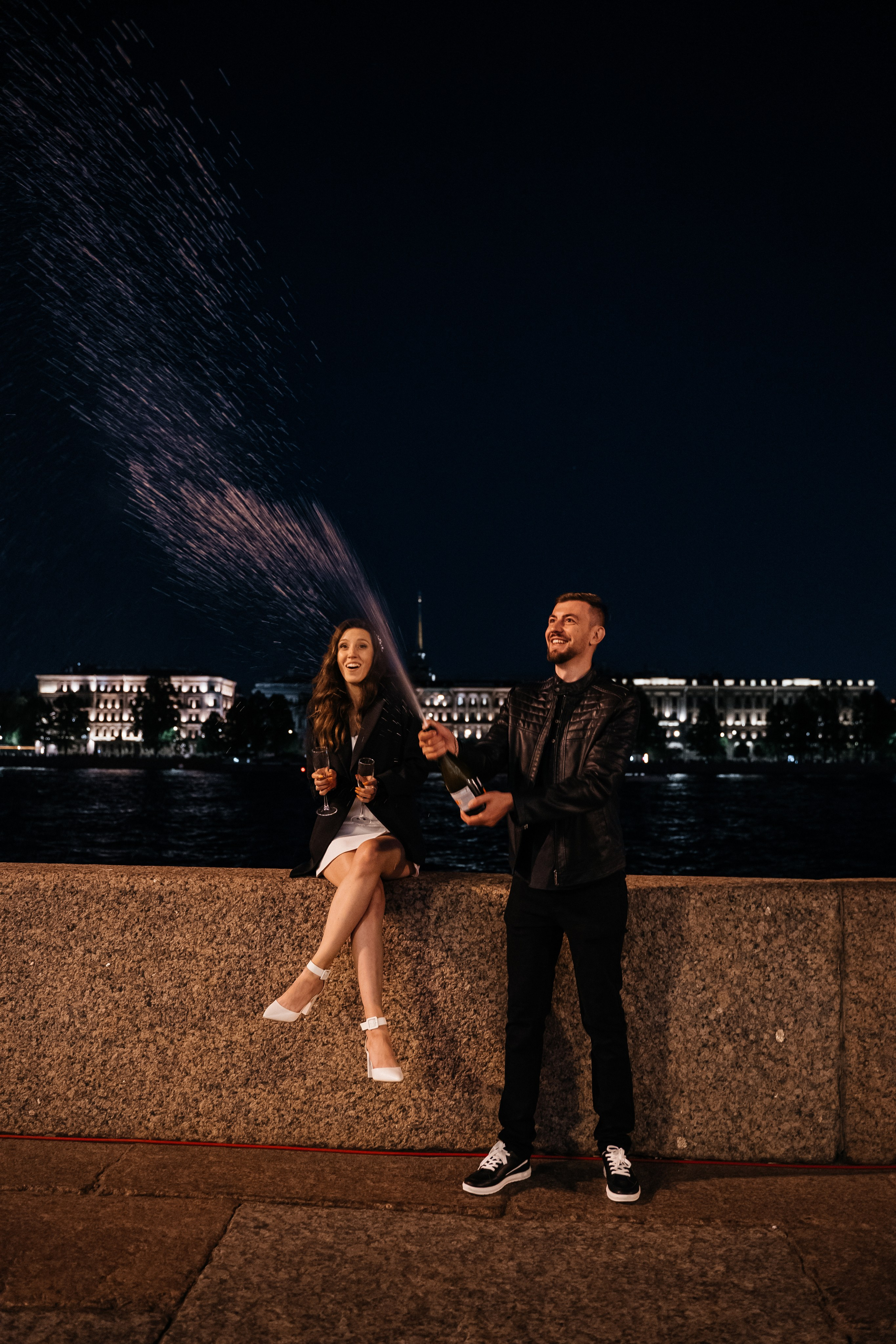Love story «Night Petersburg». Свадебные фотограф и видеограф Наталья и Анатолий Новиковы СПб