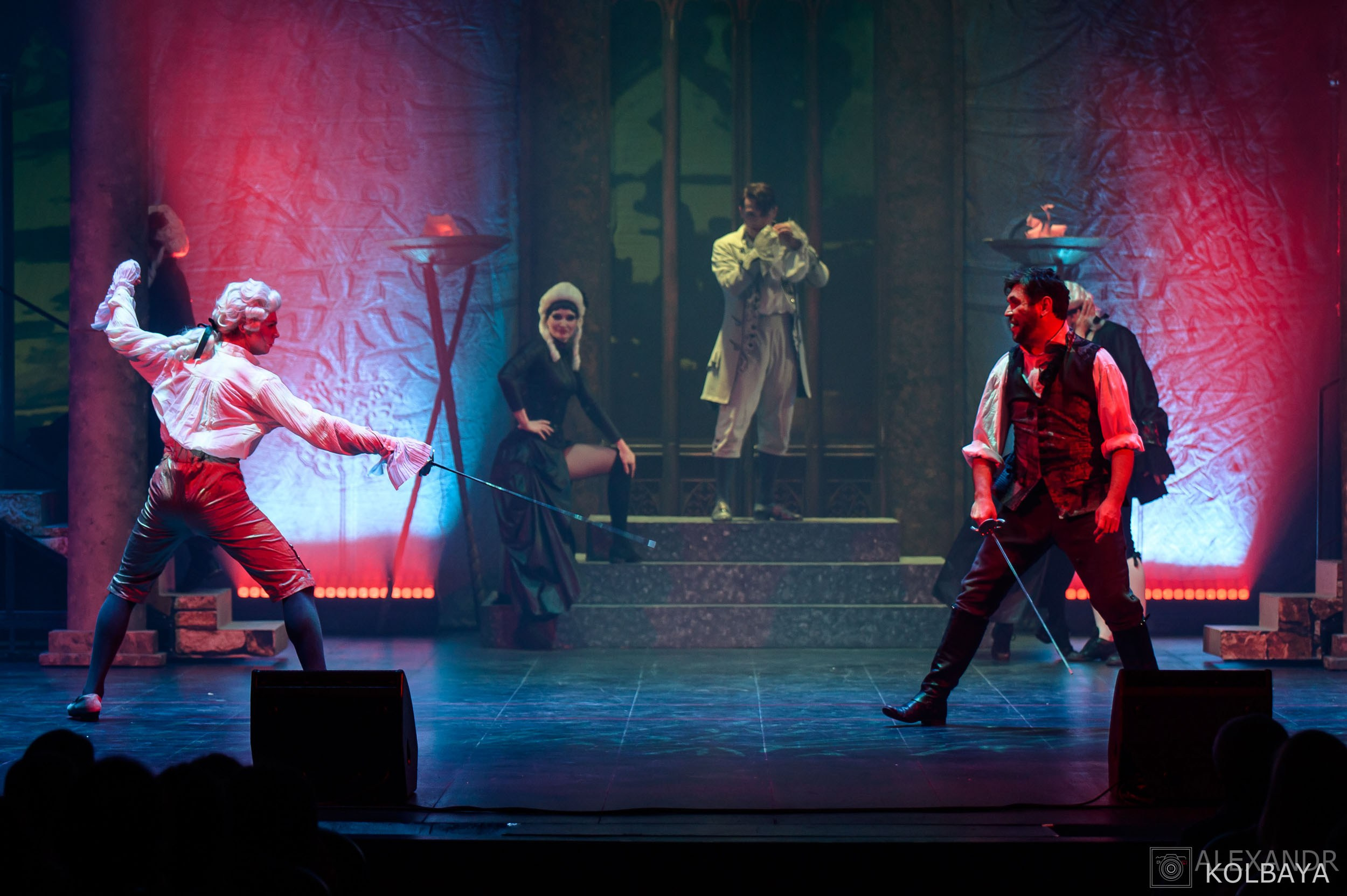 Опасные связи. Концертный и театральный репортажный фотограф в Москве Александр Колбая