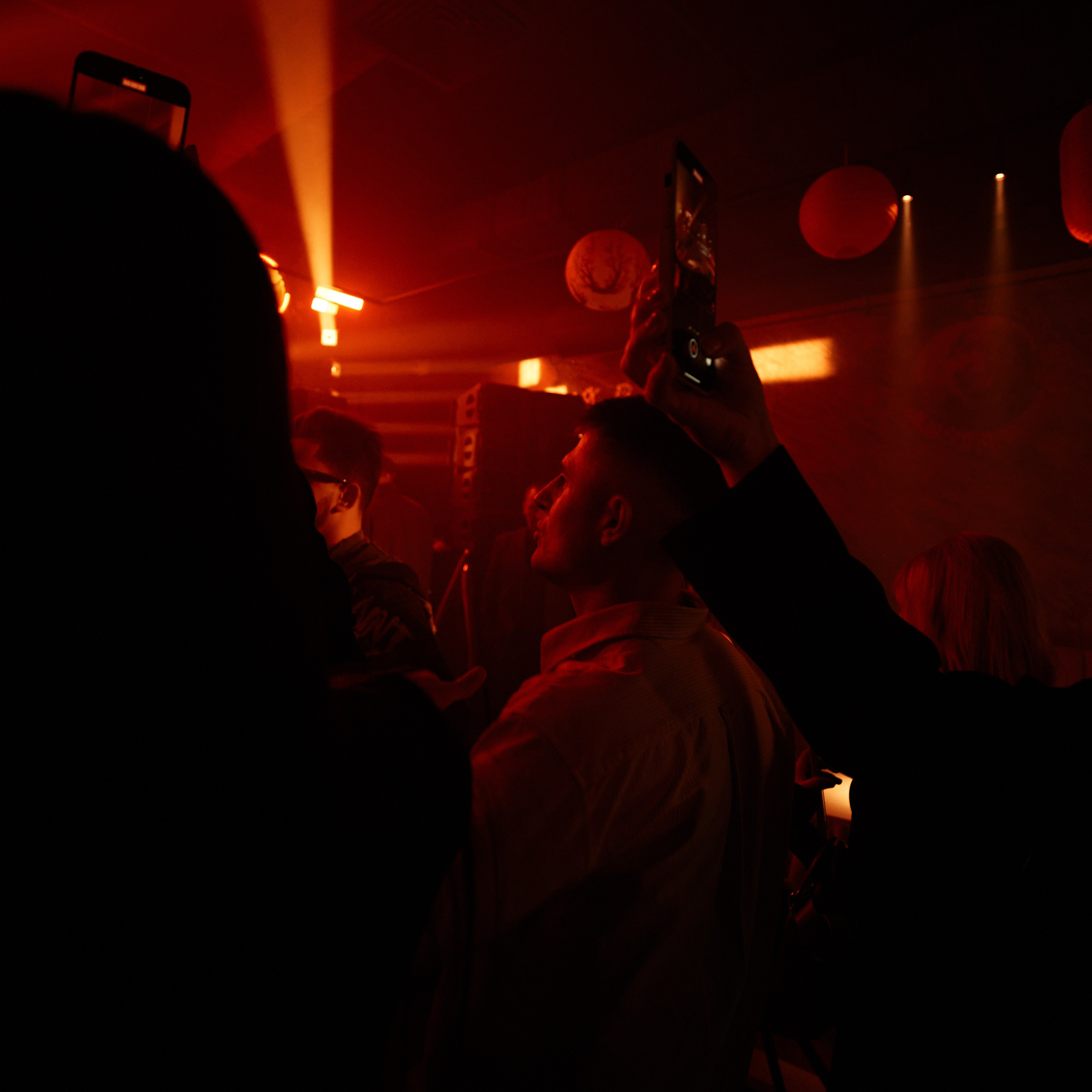 PLUS VIBE Party. Репортажный фотограф в Москве Дмитрий Масленников