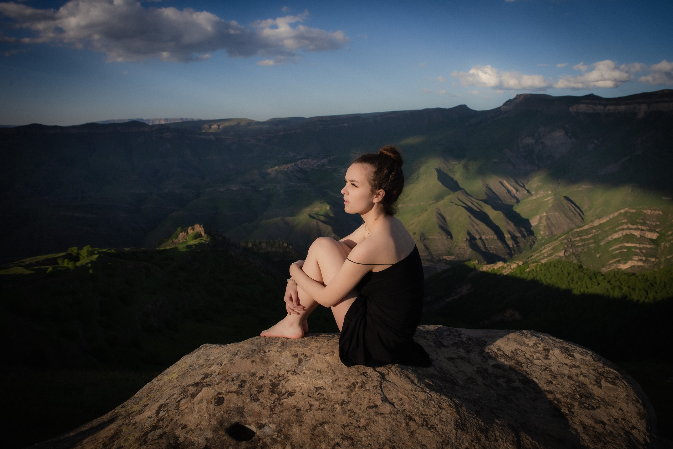На вершине горы на 4.5. км выше к облакам. Фотограф Крещение Венчание Москва