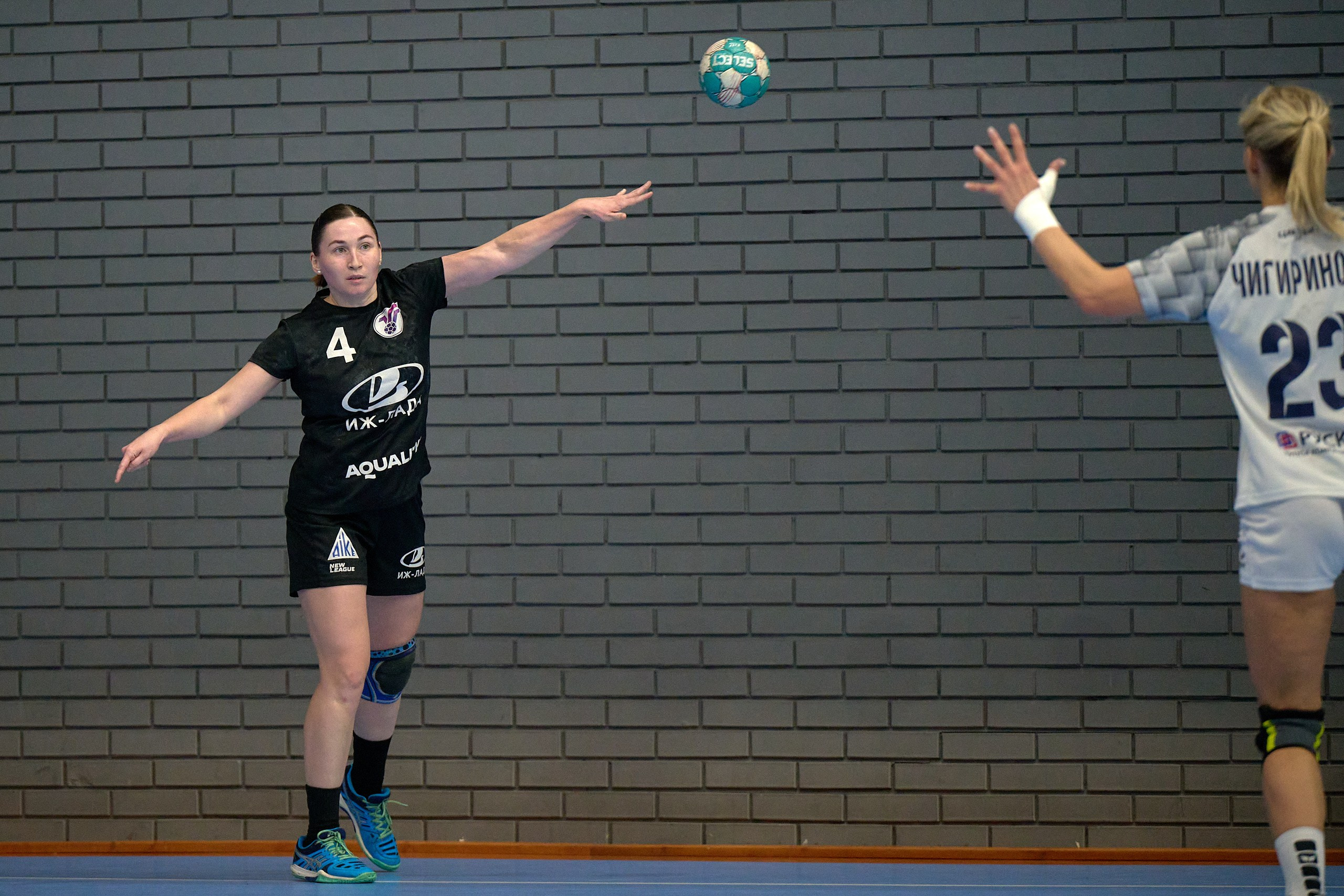 Гандбол. OLIMPBET Суперлига. «Университет» — «ЦСКА». Спортивный репортажный фотограф в Ижевске Сергей Мерзляков