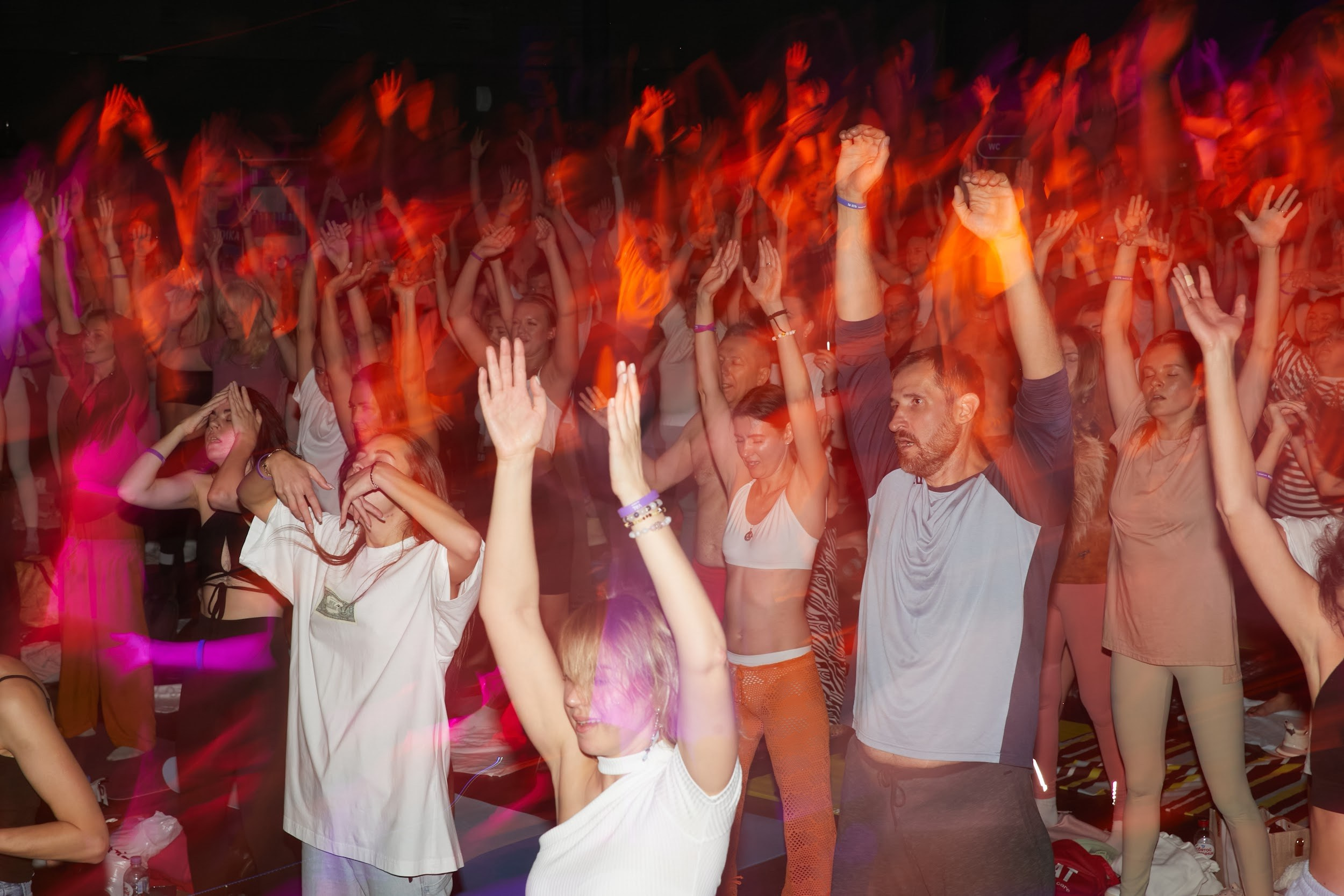 Через хаос — к себе. Крупнейшая в мире динамическая практика. Татьяна Фомичева. Репортажный и светский фотограф в Москве