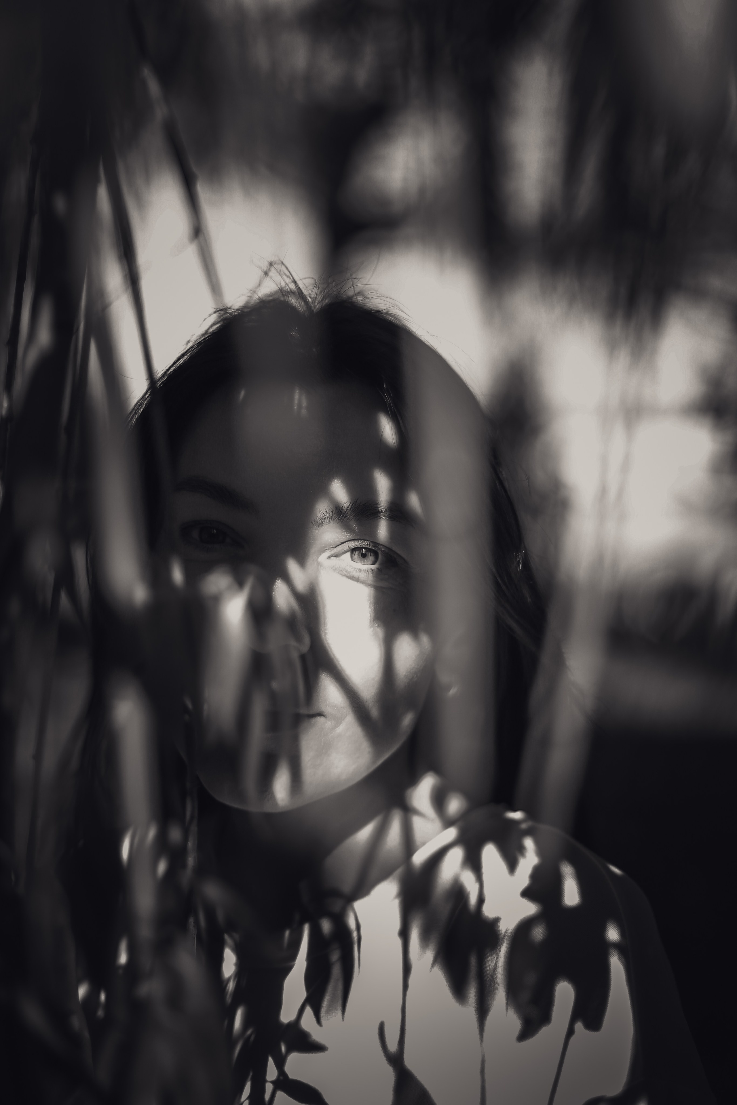 Гульшат и Агния в БотСаду. Антонина Морозова, профессиональный семейный фотограф видеограф