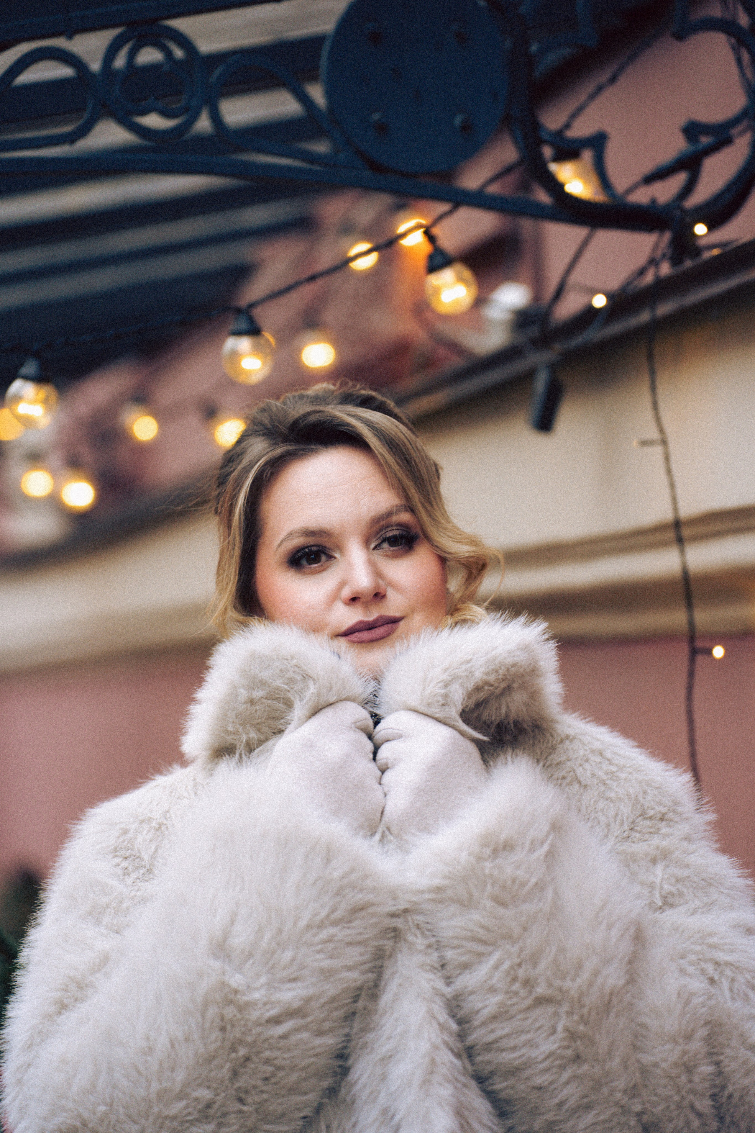 НОВОГОДНЯЯ ФОТОСЕСИИЯ В СТУДИИ ДЛЯ ДЕВУШКИ И ПРОГУЛКА ПО ЧЕРНЫШЕВСКОЙ. Профессиональный фотограф, Санкт-Петербург — Виктория Богомолова