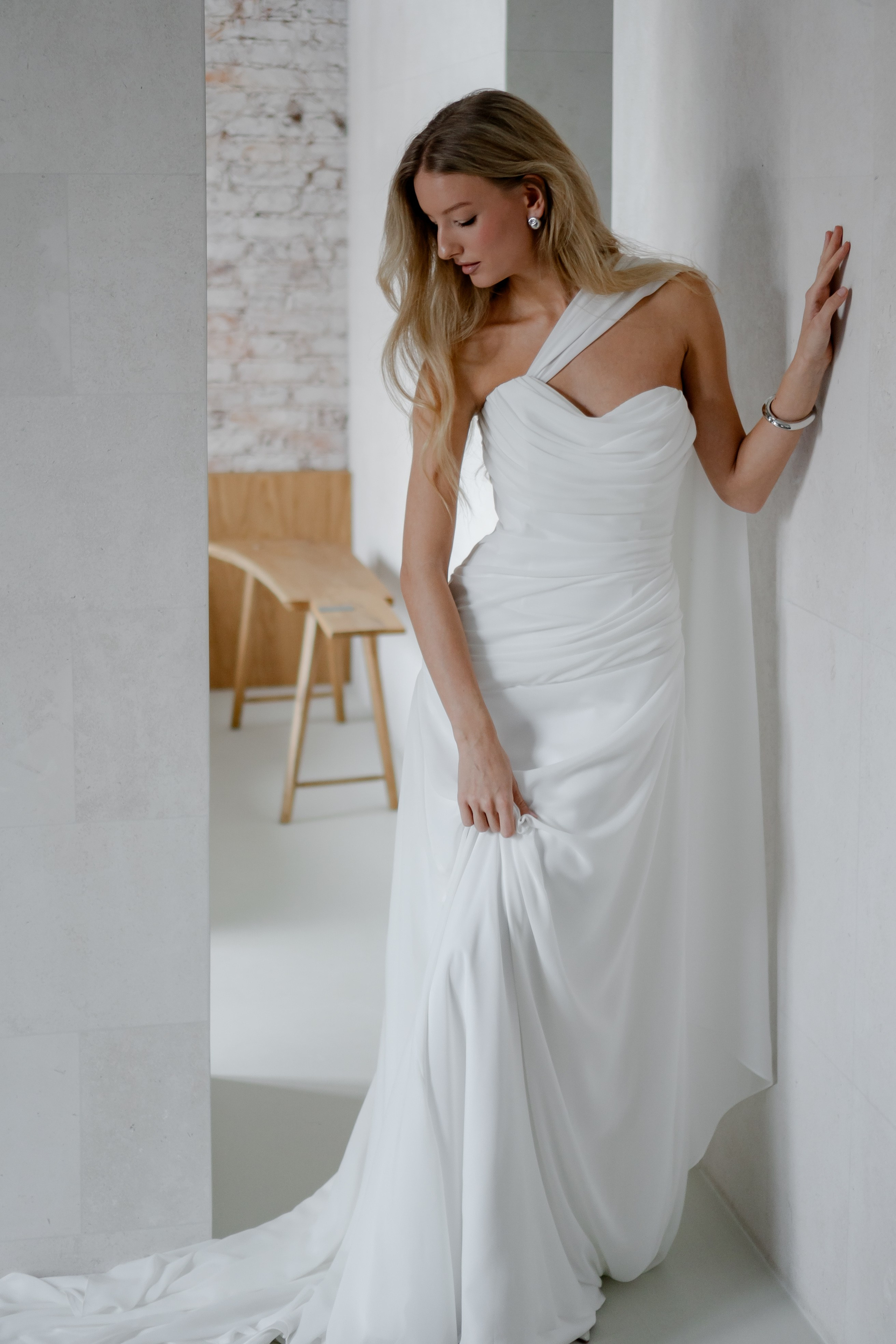 ЭЛЕГАНТНАЯ СВАДБЕНАЯ СЬЕМКА ЖЕНИХА И НЕВЕСТЫ В ДОРОГОМ ОТЕЛЕ САНКТ-ПЕТЕРБУРГА. Профессиональный фотограф, Санкт-Петербург — Виктория Богомолова