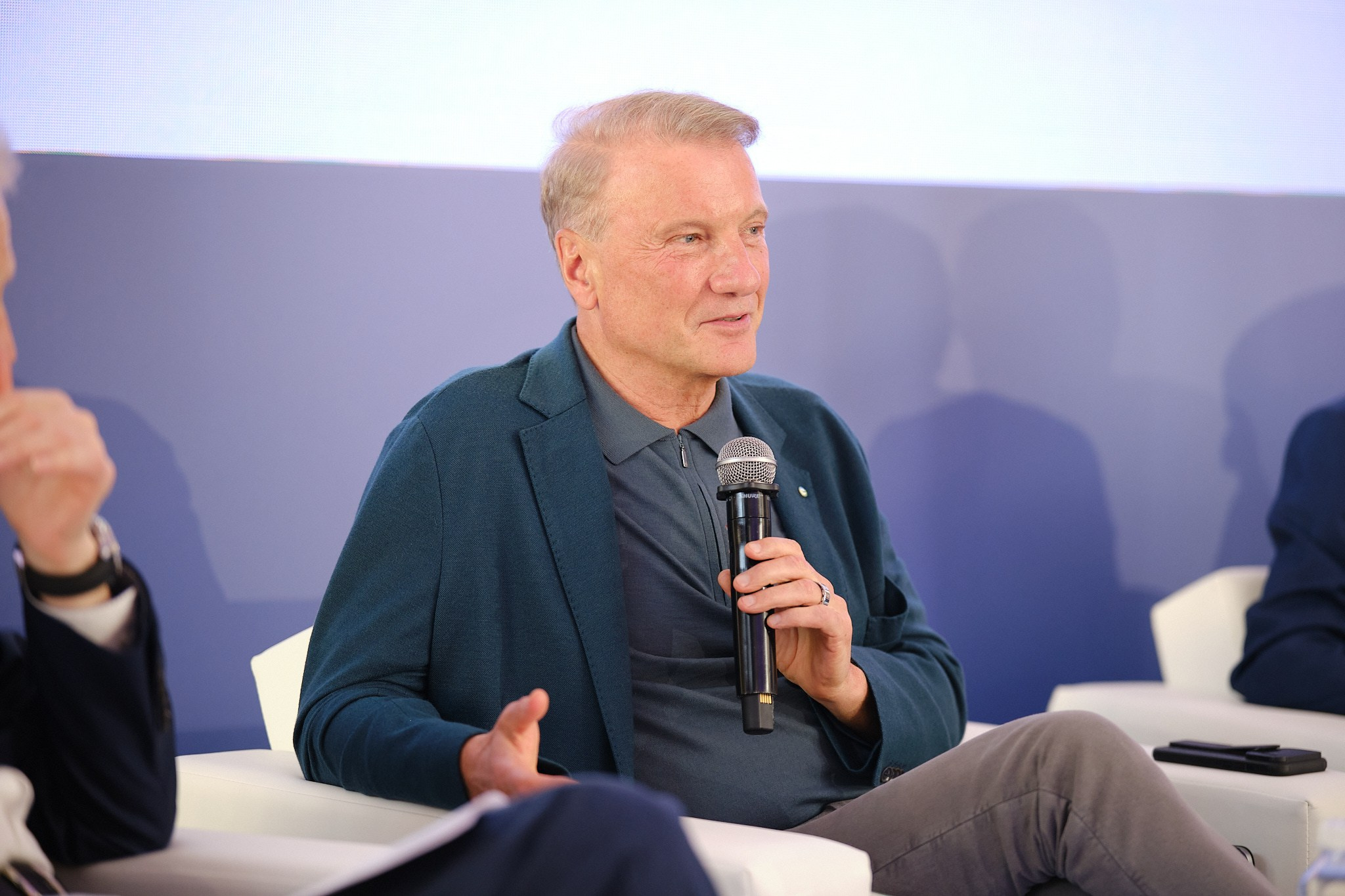 Конференция СКОЛТЕХА «Фронтиры прогресса». Профессиональный фотограф в Москве Павел Жданов