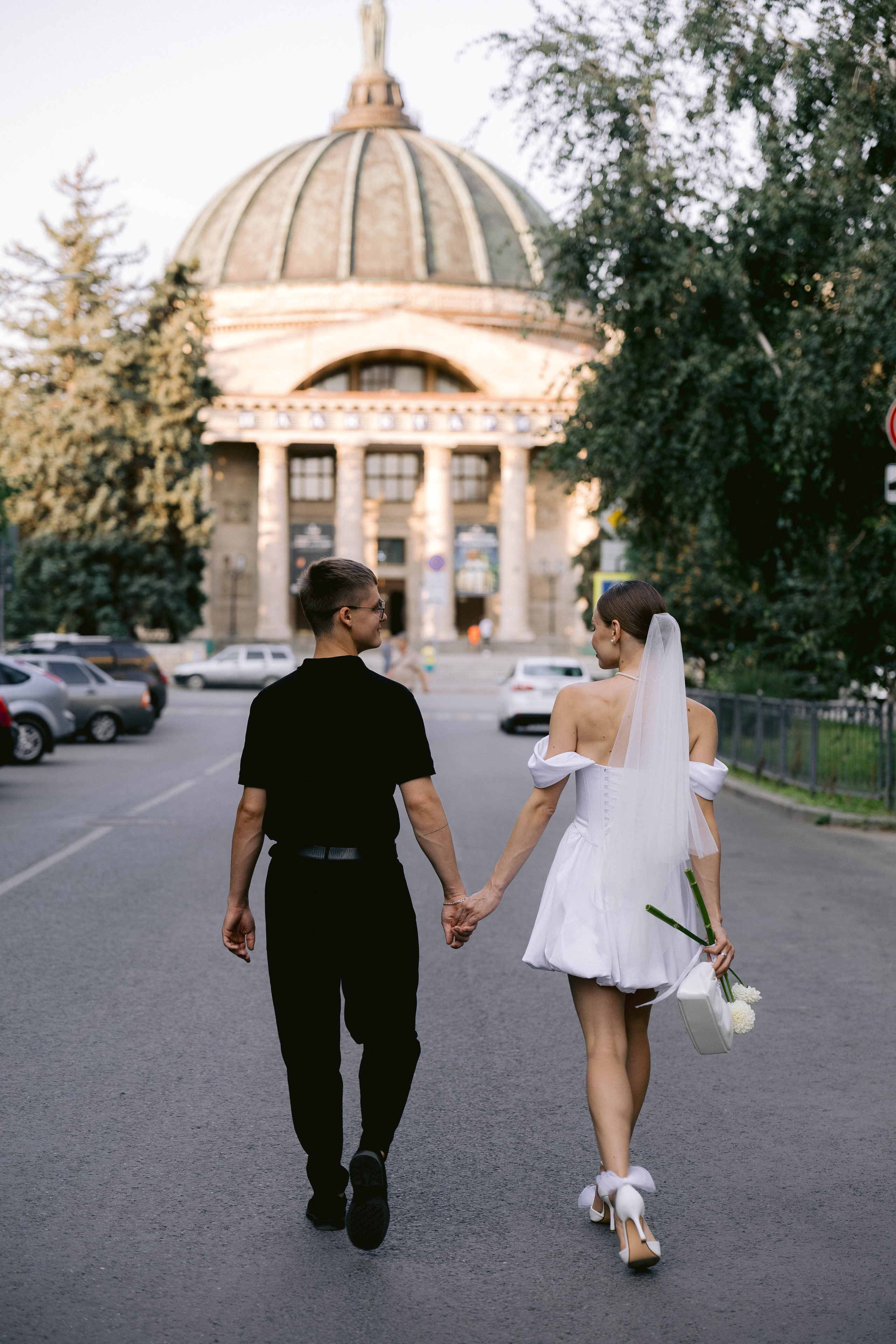 Татьяна, Вячеслав (Прогулка после ЗАГСа). Фотограф в Волгограде Кристина Прохоренко