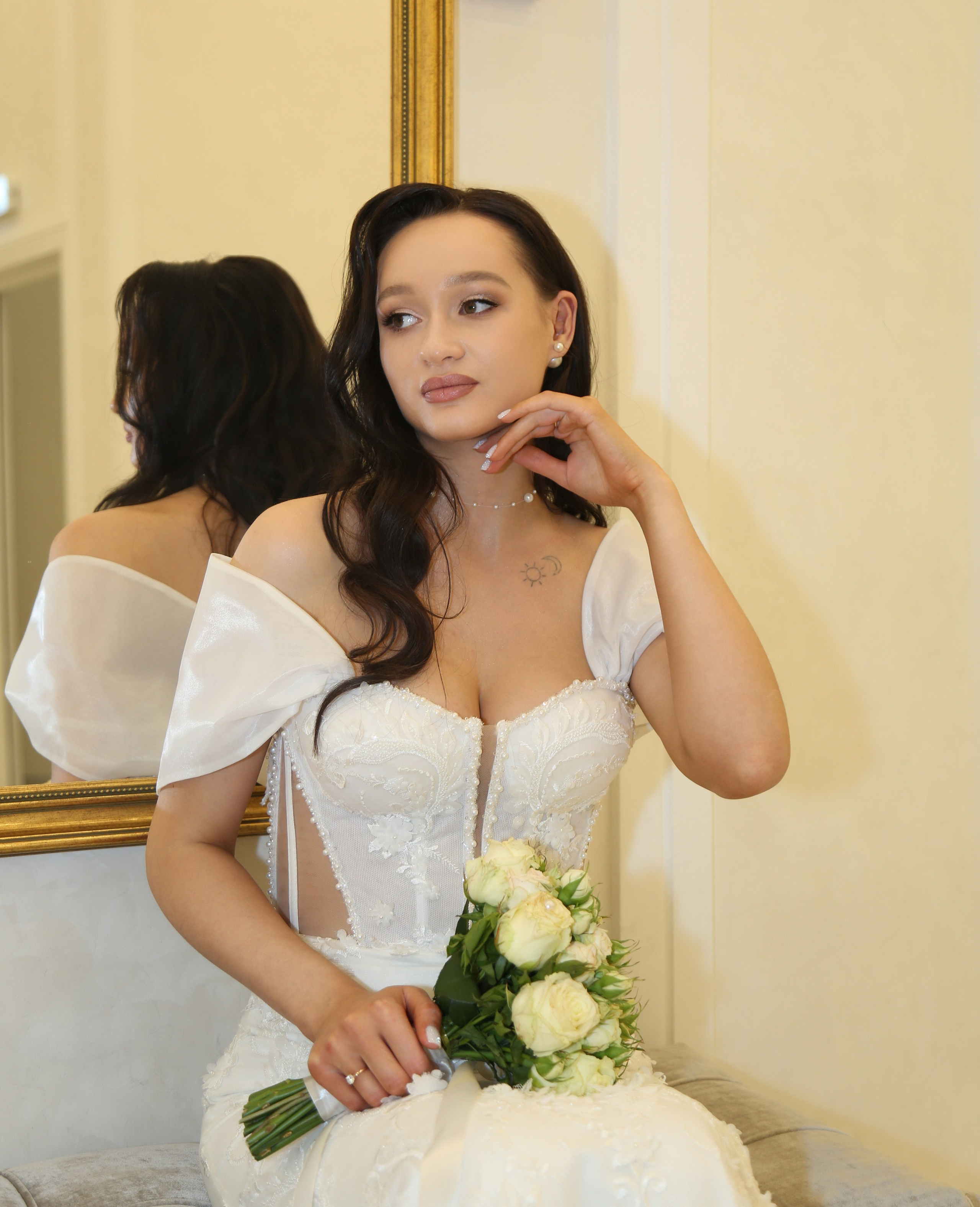 Свадебная фотосессия Андрея и Татьяны. Фотосессия в студии в Москве от профессионального фотографа услуги по доступным ценам