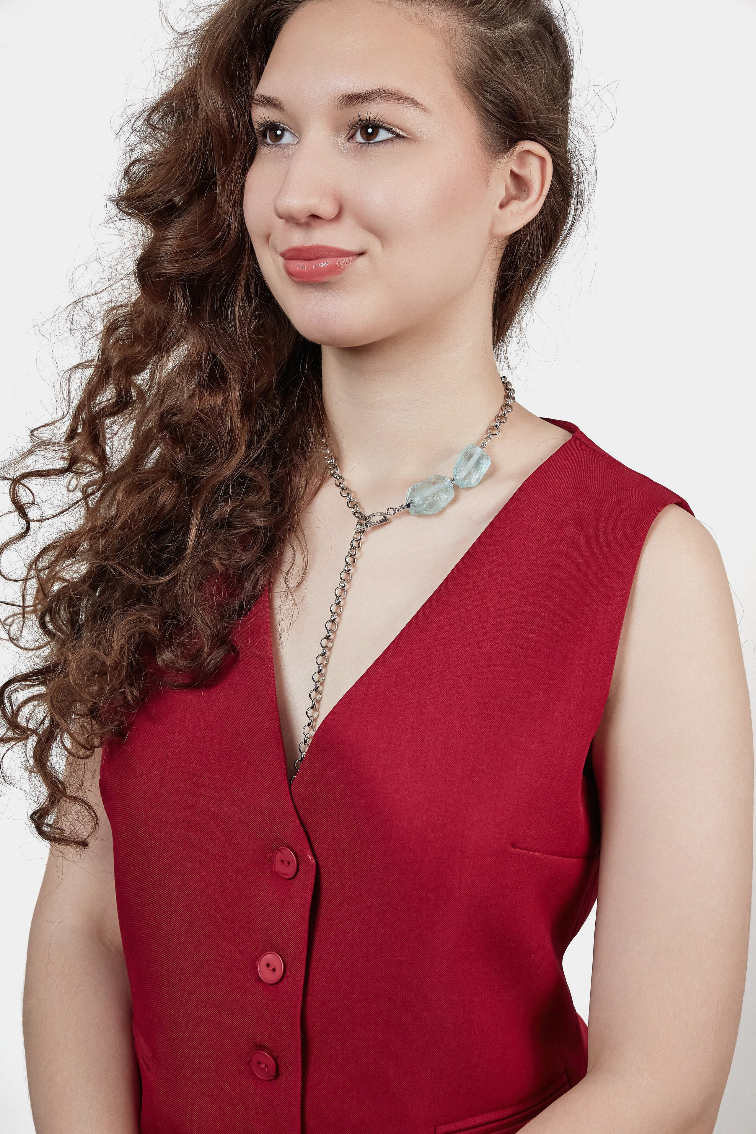 Фотосъемка с моделью на белом фоне. Коммерческий фотограф в Москве Павел Володин