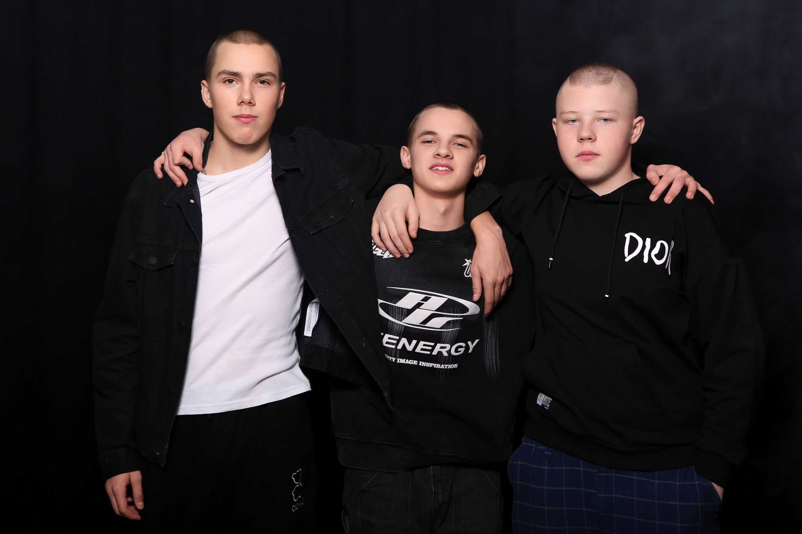 ШКОЛЬНАЯ ФОТОСЕССИЯ В СТУДИИ. ТВОЙ АЛЬБОМ / ТВОИ ПРАВИЛА