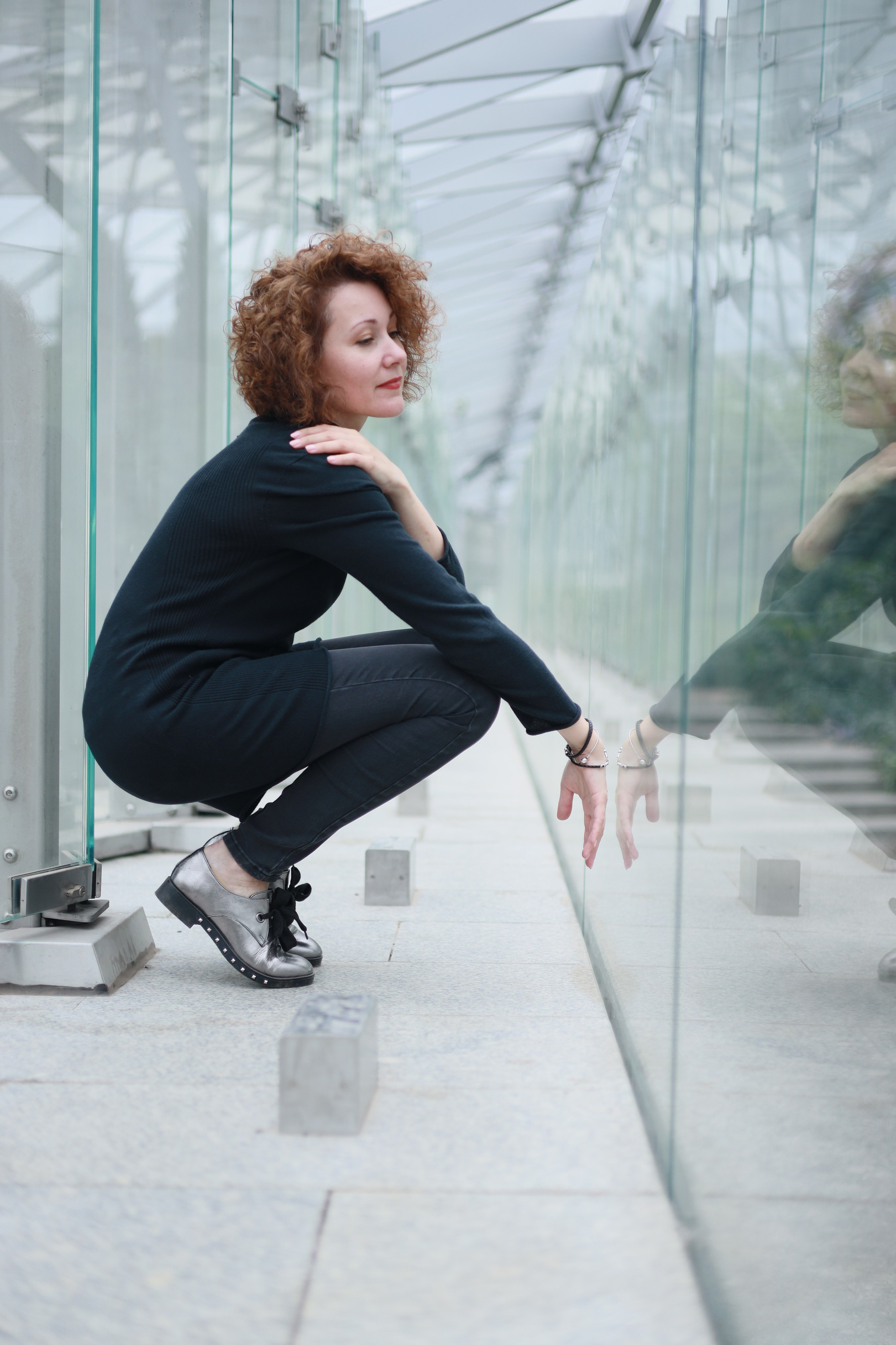 Larisa walking in the park. Family, portrait, content photo in Costa Rica Evgeniya Besprozvannykh