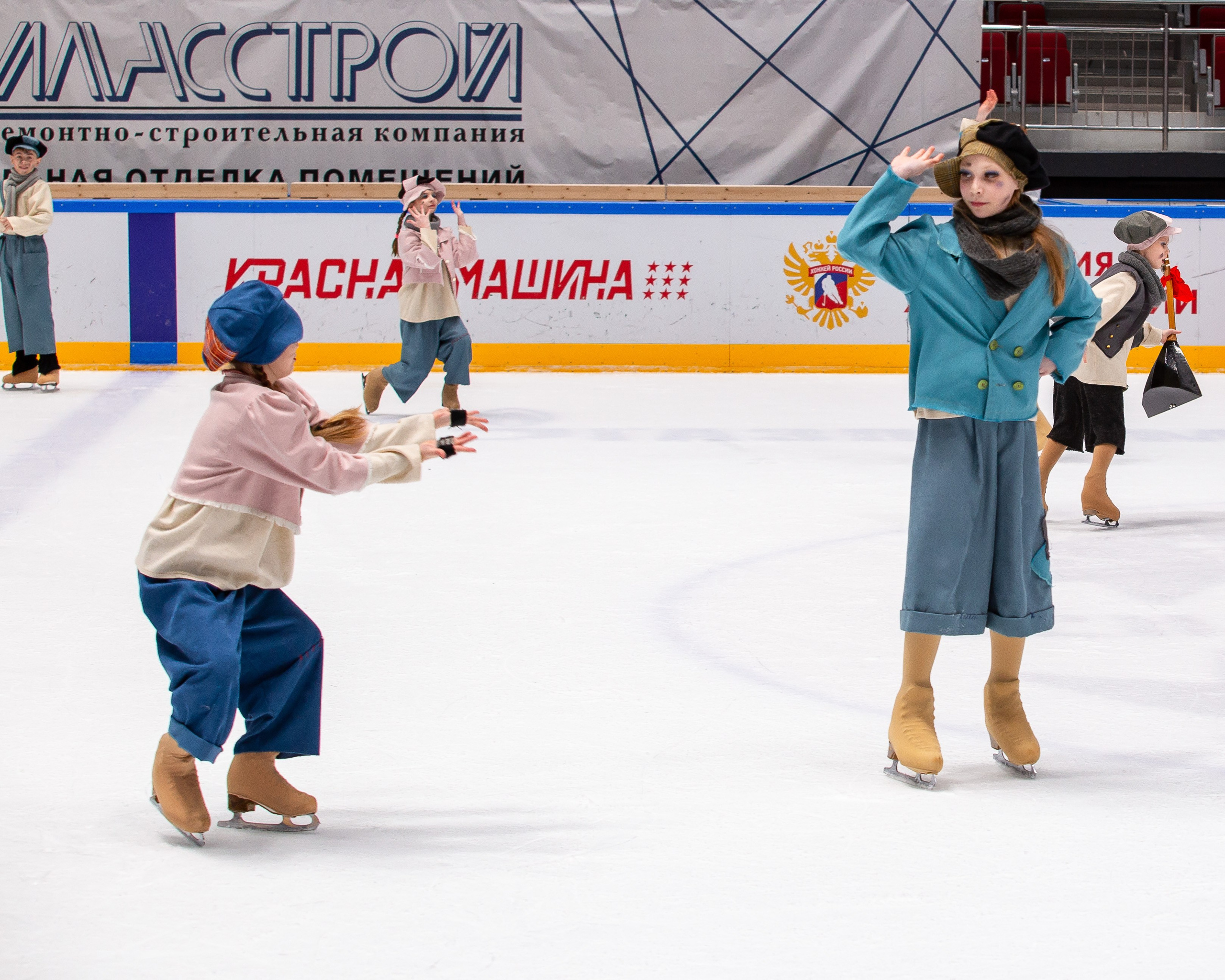 VII Ежегодный фестиваль массовых танцев на льду и фигурного катания «Петровский лёд» Санкт-Петербург. Репортажный фотограф в Москве