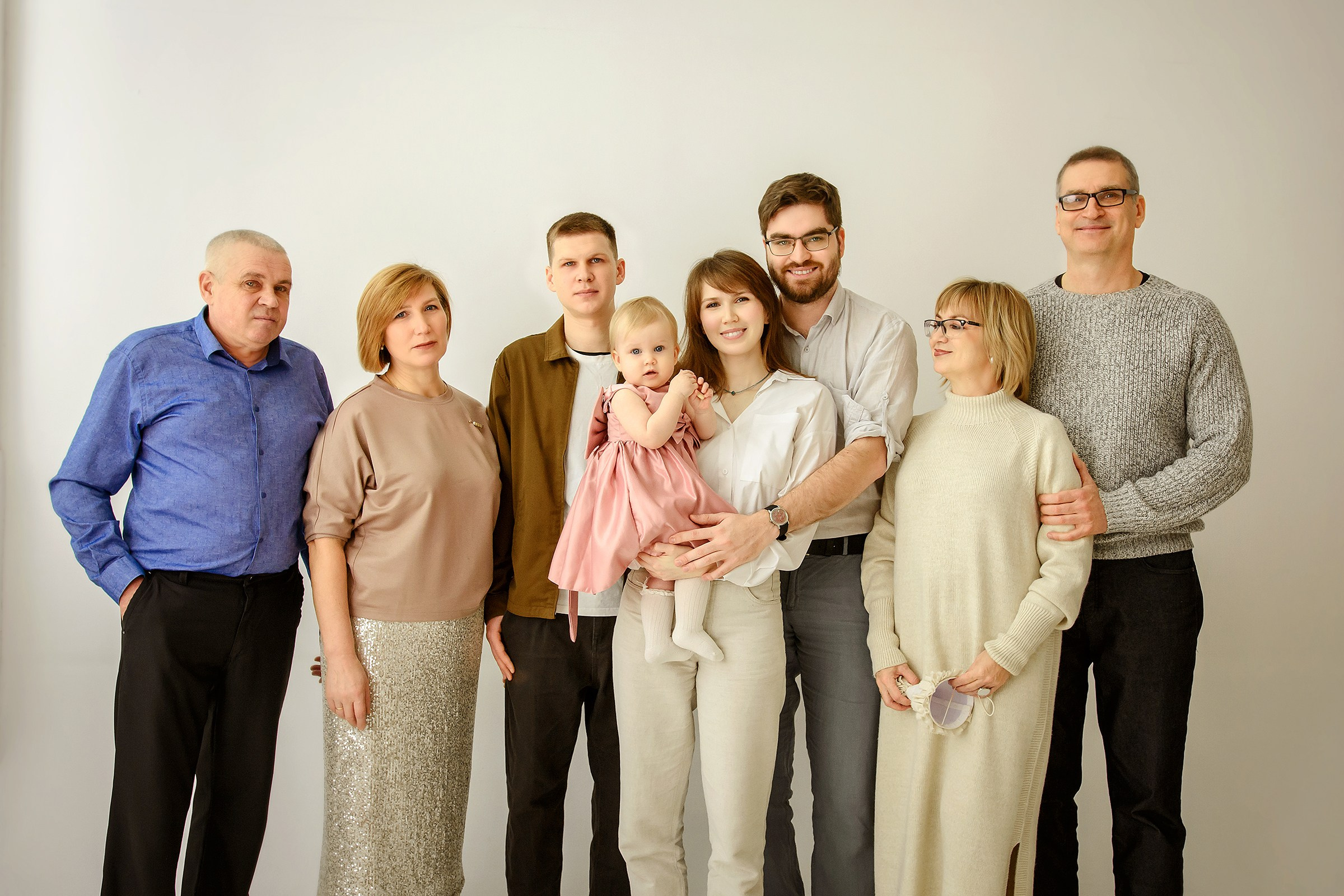 Семейная Экспресс фотосессия в студии. Фотограф Оксана Сафонова г. Тольятти