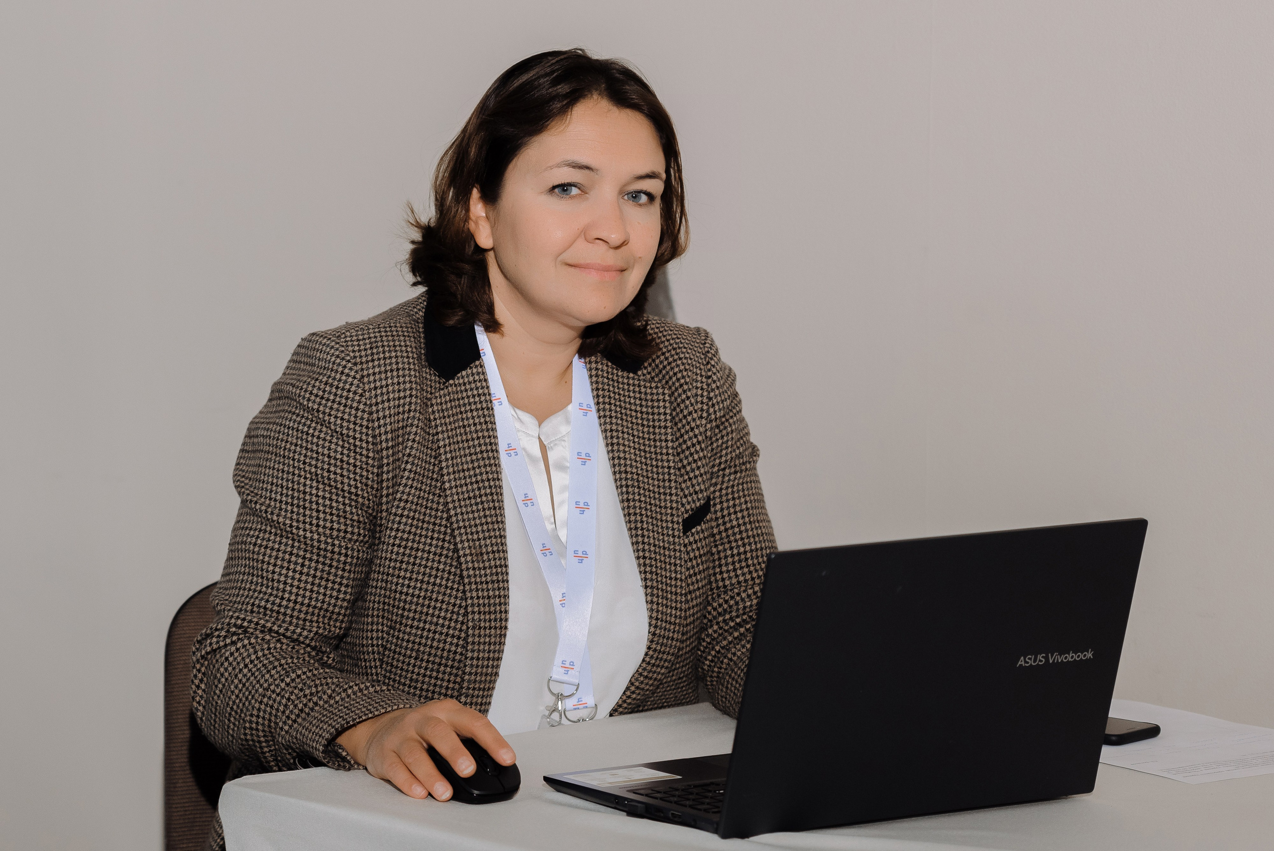 ОБЛАСТНАЯ КОНФЕРЕНЦИЯ «РАЗВИТИЕ ТУРИЗМА В ЧЕЛЯБИНСКОЙ ОБЛАСТИ». Репортажный фотограф Зуев Роман г. Челябинск