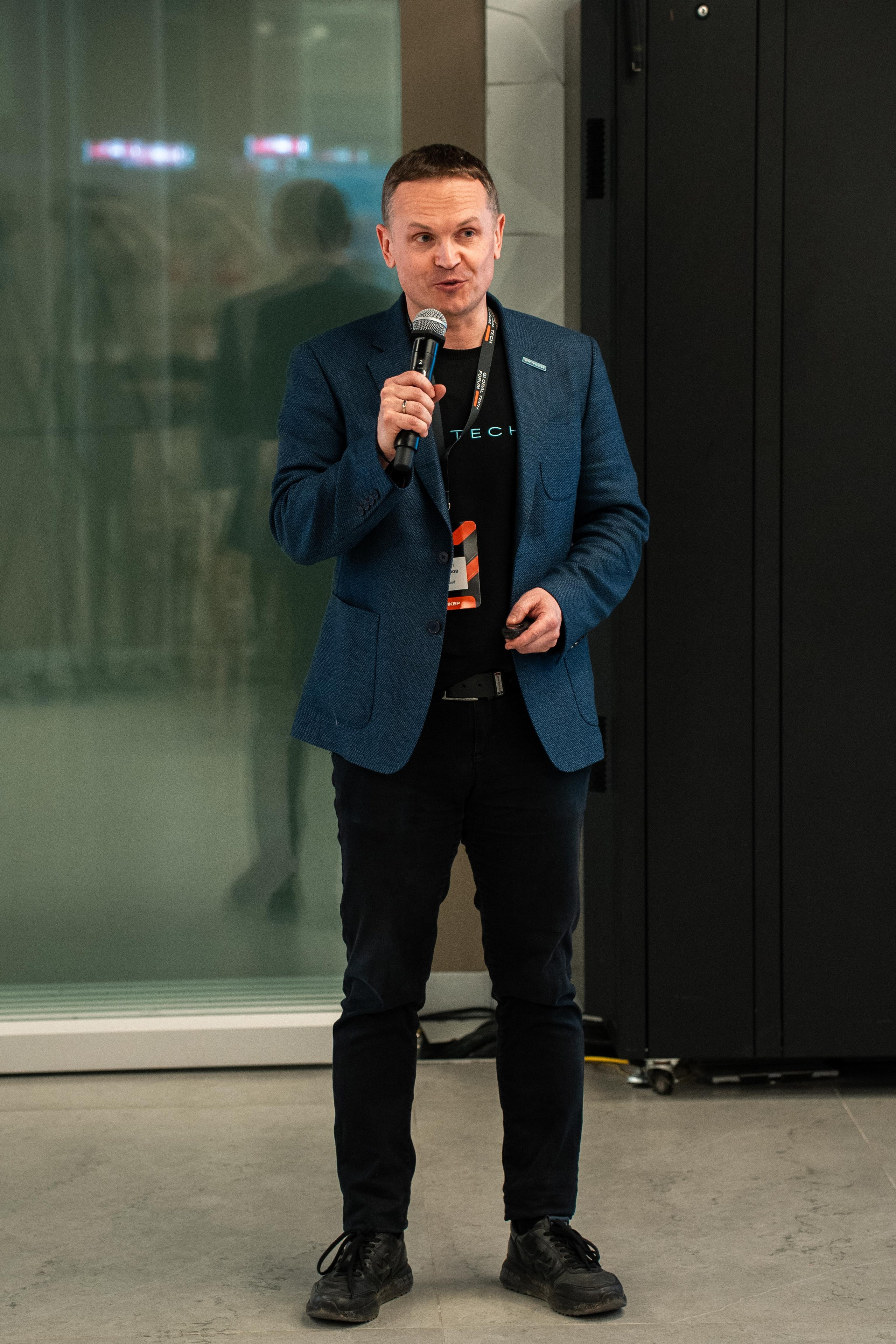 Global Tech Forum 27.03.2026. Коммерческий и художественный фотограф и видеограф в Москве Арсений Тургенев