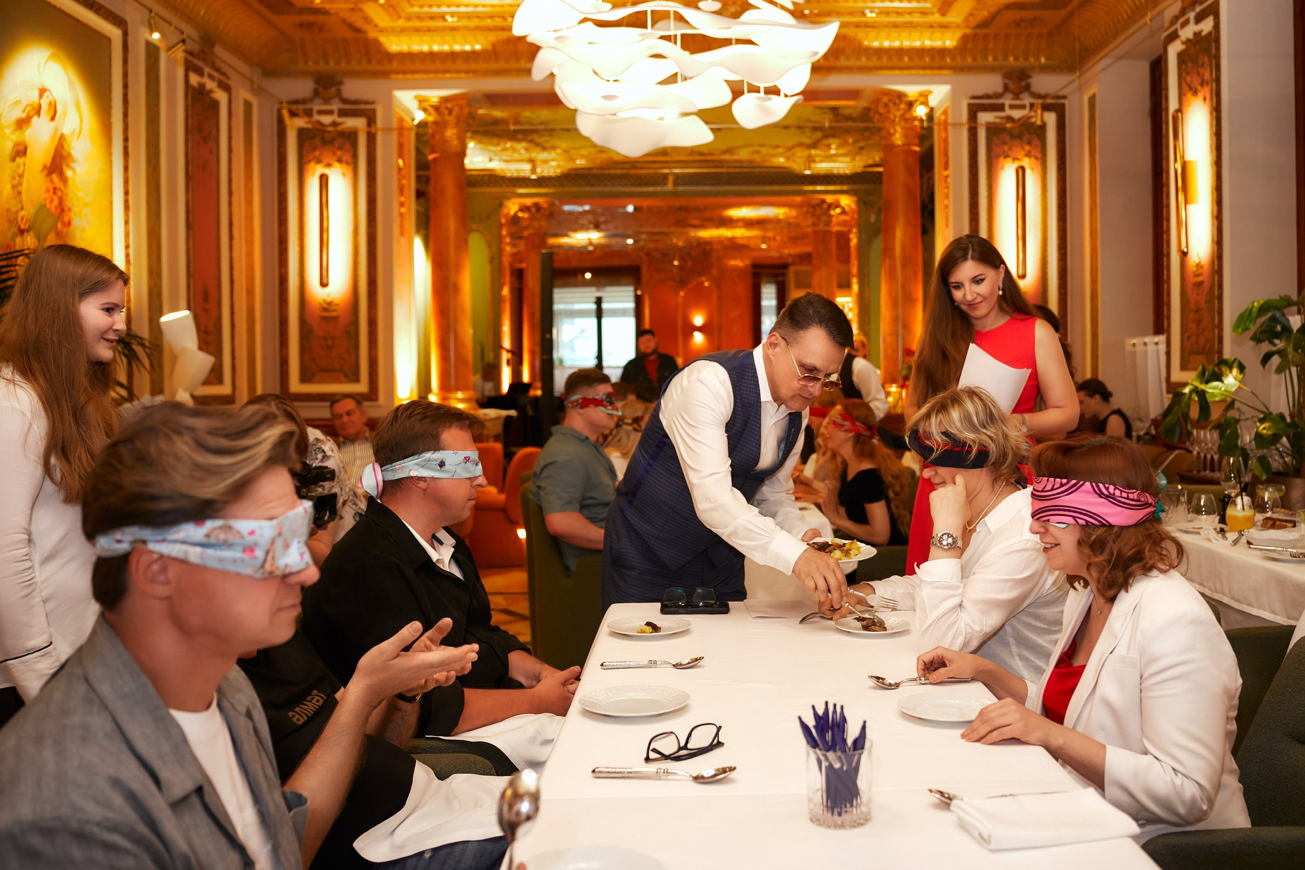 SAVOY. Кот в мешке. Александр Падежов — фотограф в Москве | Репортаж, бизнес, студия, свадьбы, семья